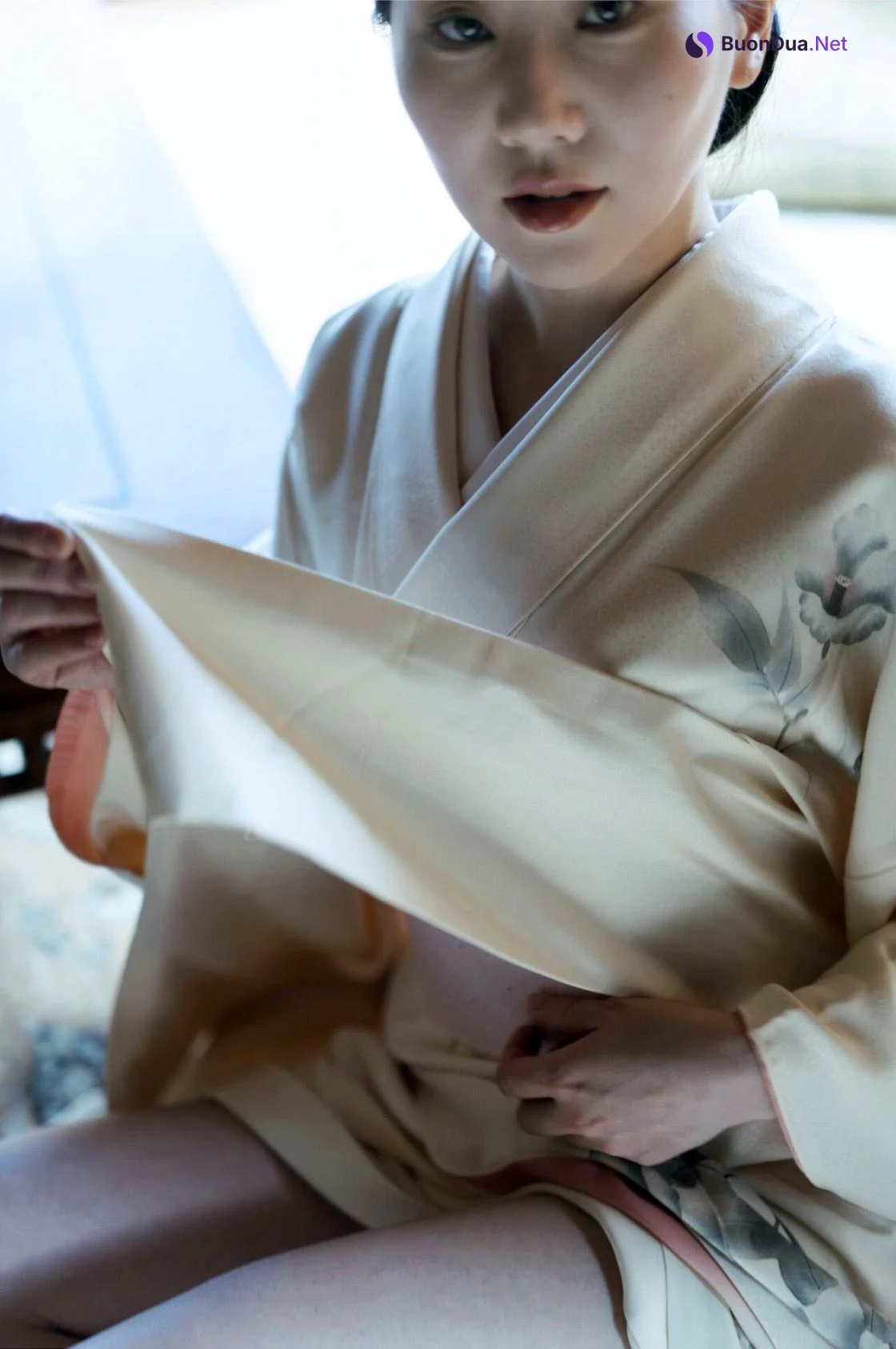 謎の美女17 ファースト写真集 『ひとひらの舞』 Set.02 - Photo 12
