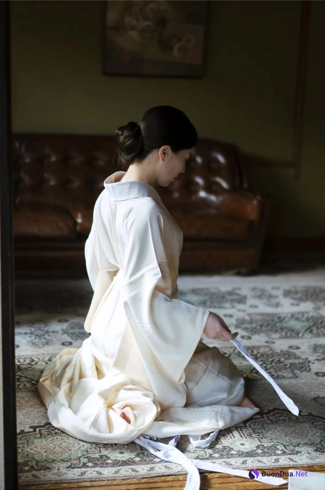 謎の美女17 ファースト写真集 『ひとひらの舞』 Set.02 - Photo 15