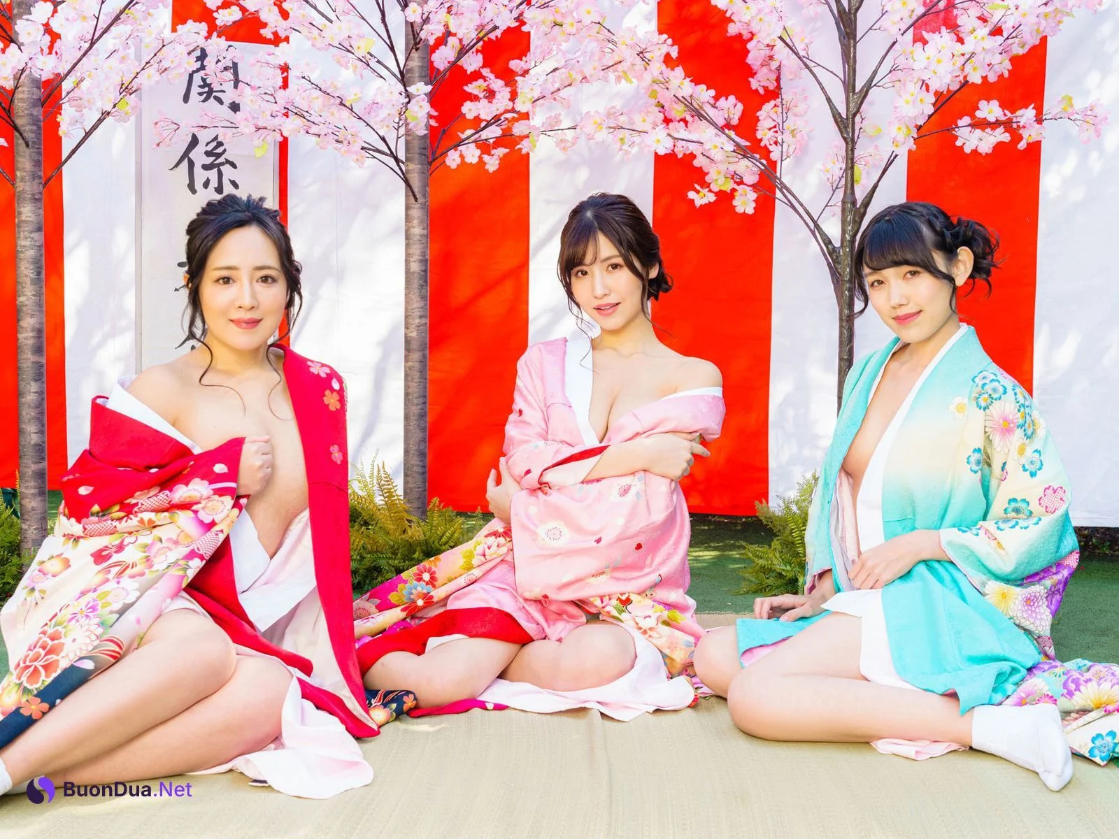 ヘアヌード 「さくらを見る会」 2021, Shukan Post 2021.04.09 (週刊ポスト 2021年4月9日号) - Photo 3