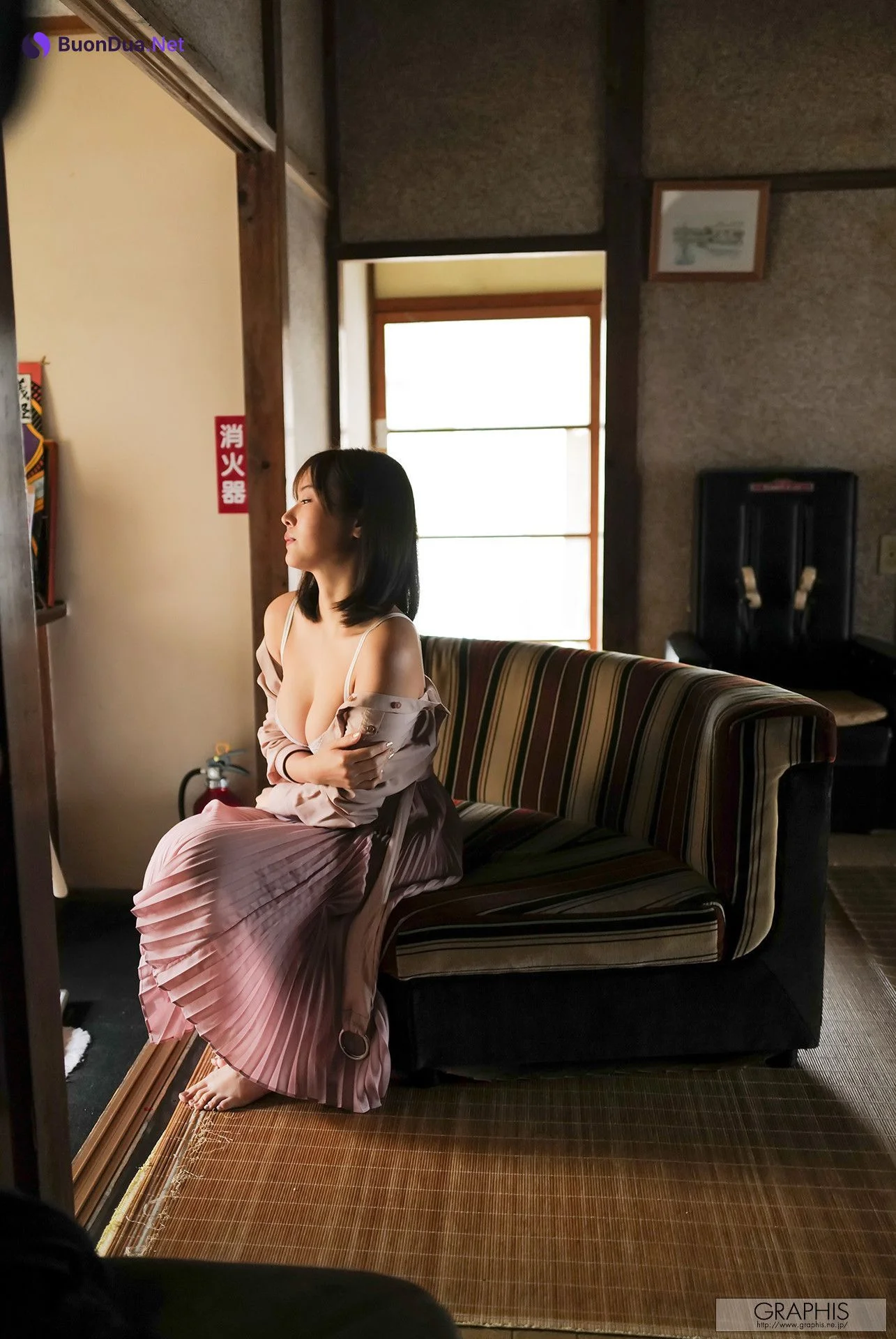 Ai Hongo 本郷愛, [Graphis] Gals 「Emotional」 Vol.7 - Photo 4