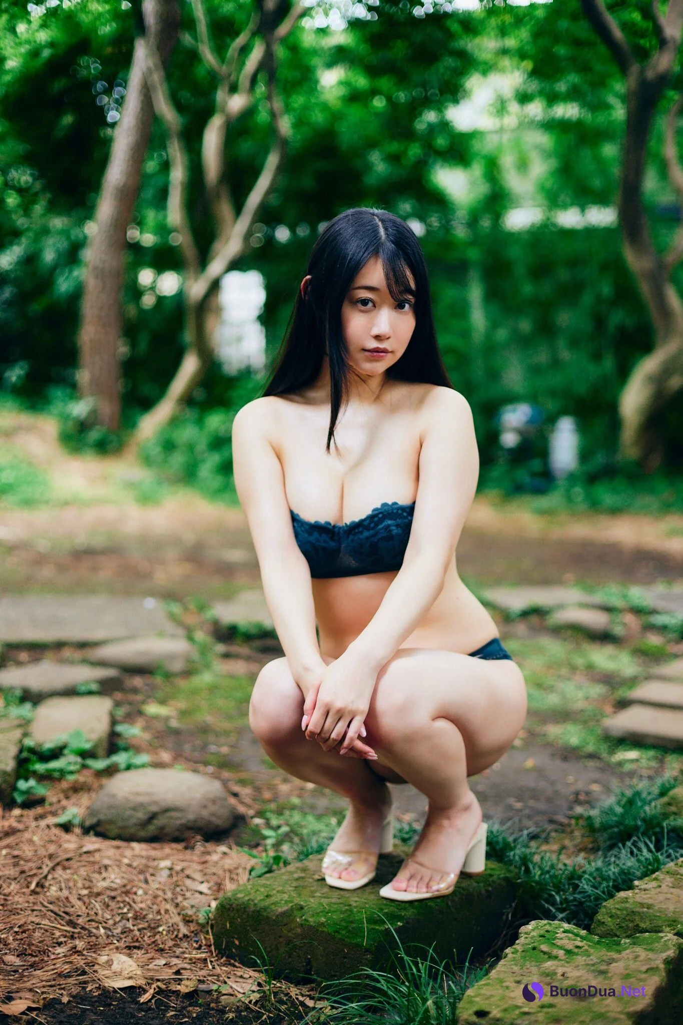Ai Kaname 要あい, FRIDAY 2024.10.04 (フライデー 2024年10月4日号) - Photo 11