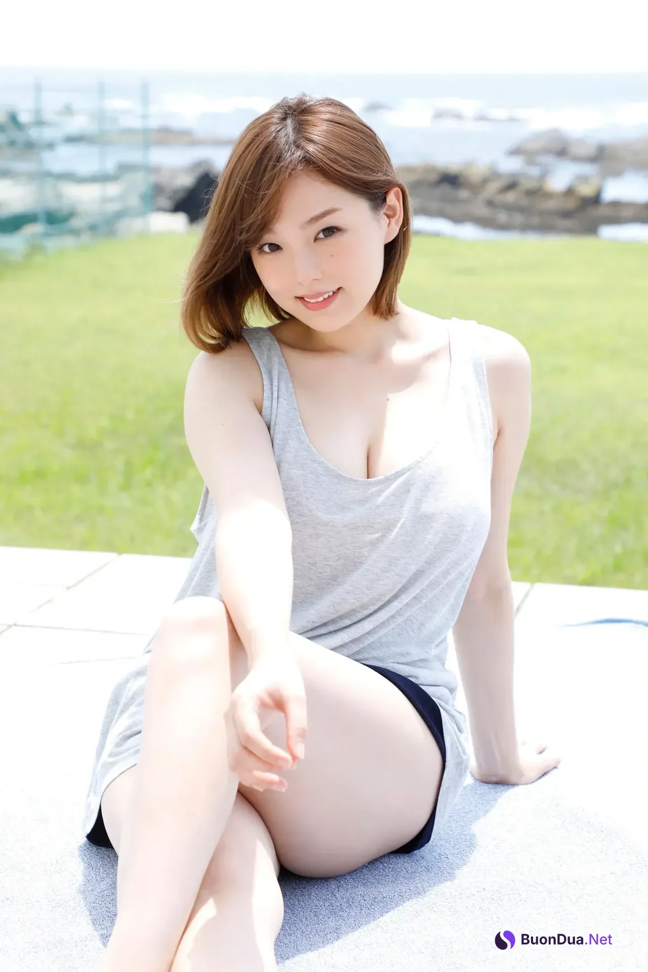 Ai Shinozaki 篠崎愛, 写真集 「愛 My Me 必撮！まるごと☆」 Set.01 - Photo 3