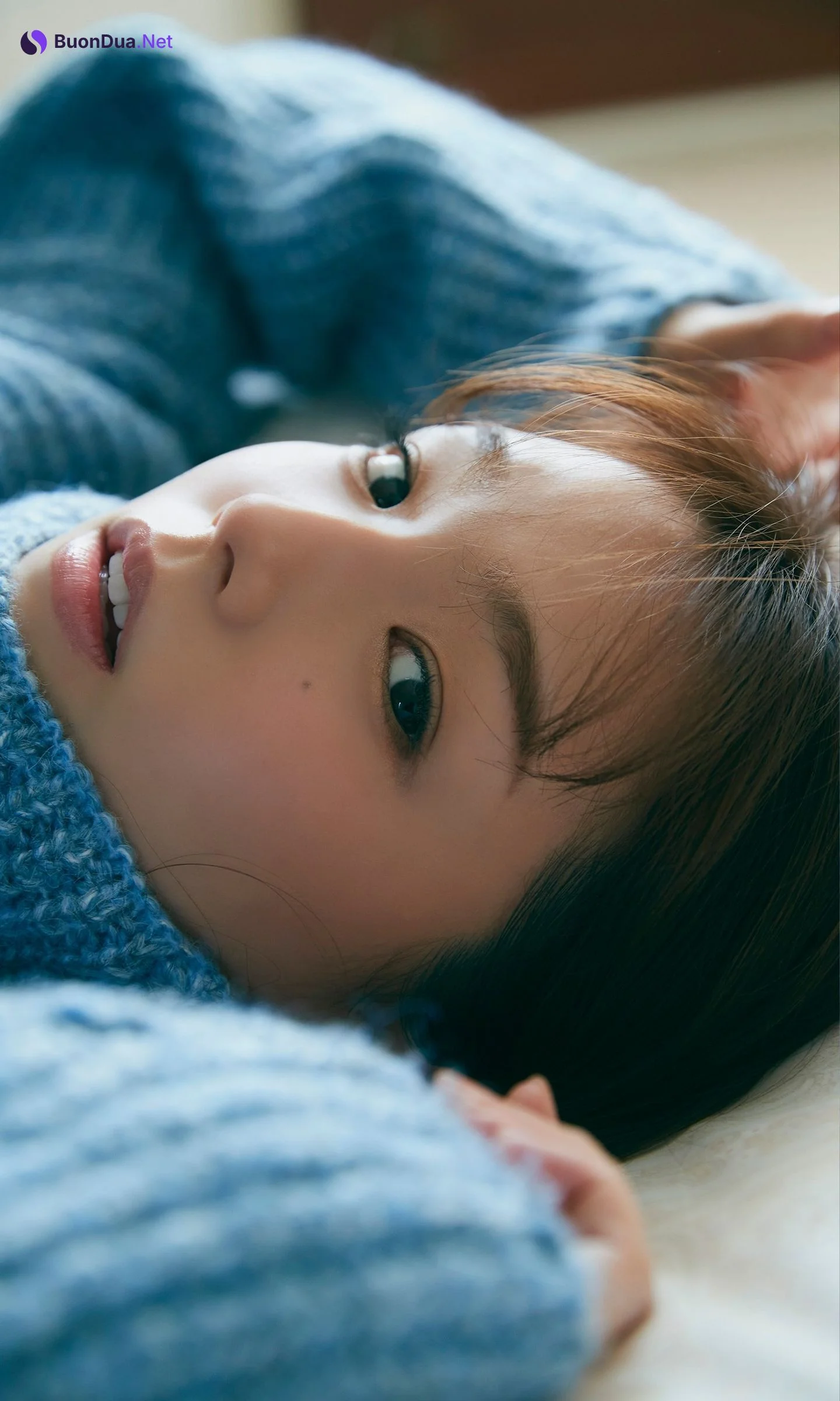Ai Shinozaki 篠崎愛, デジタル限定 写真集 「冬肌」 Set.01 - Photo 4