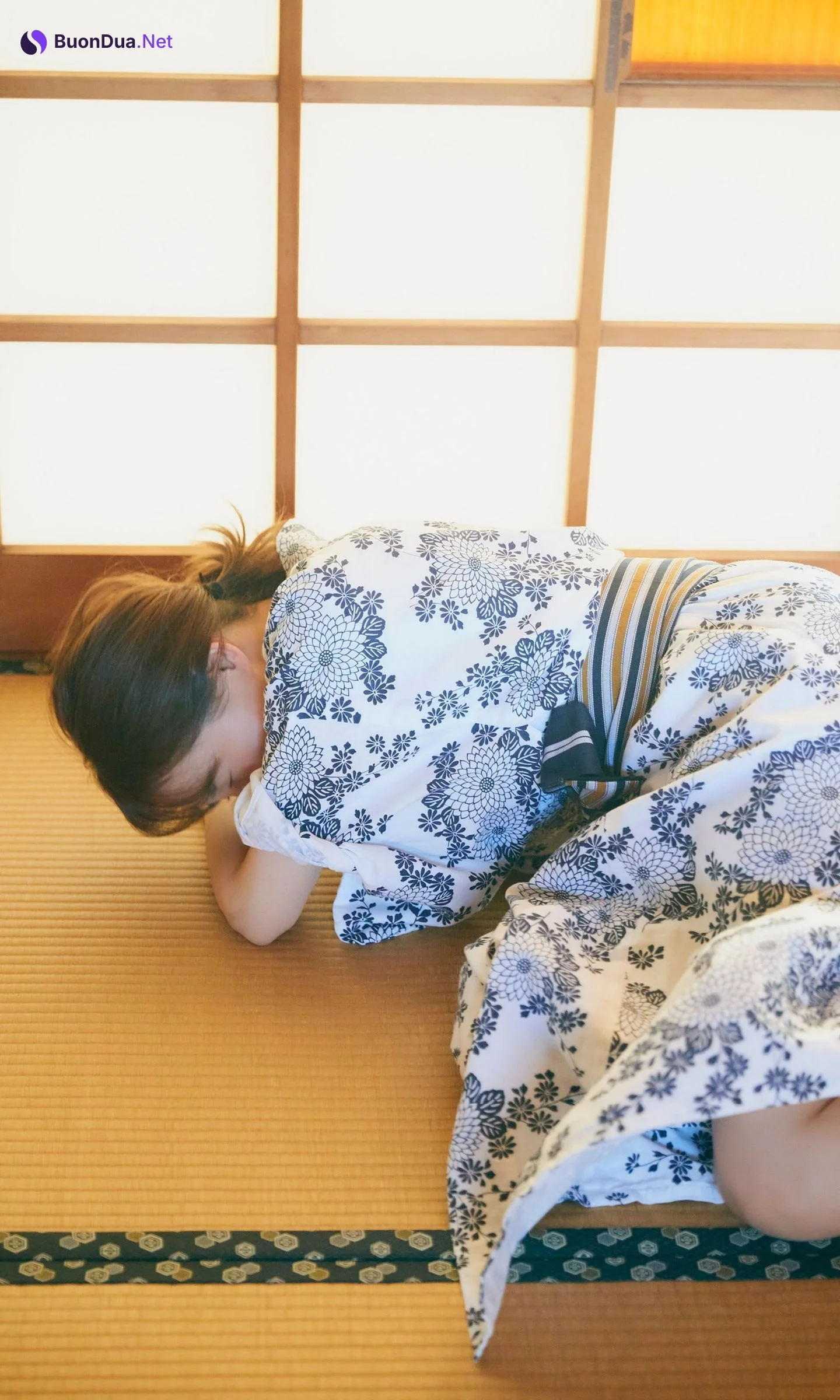 Ai Shinozaki 篠崎愛, デジタル限定 写真集 「冬肌」 Set.02 - Photo 7