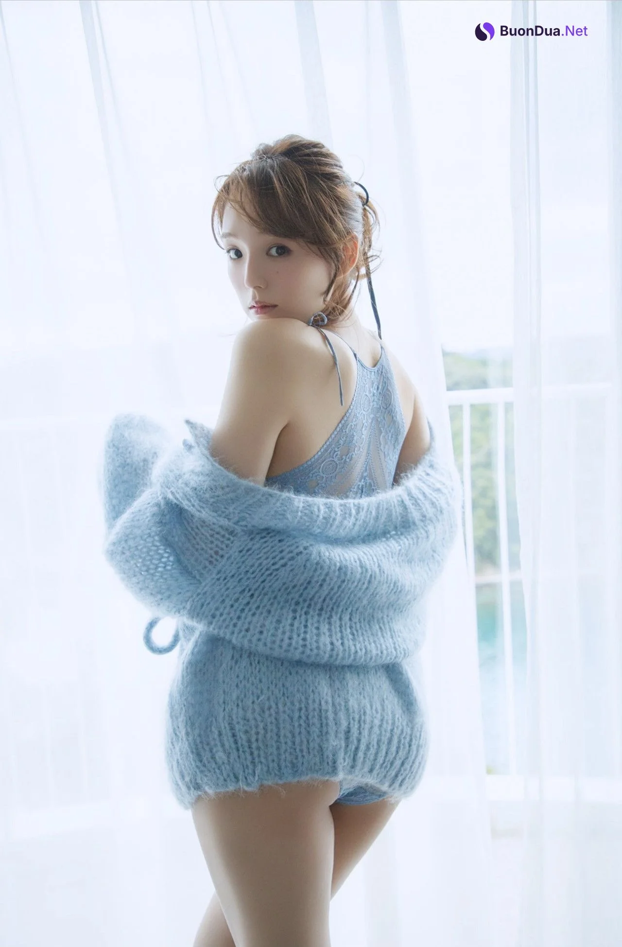 Ai Shinozaki 篠崎愛, サンプル版 旬撮ガール Vol.2 「昼夜の圧巻バスト」 - Photo 2