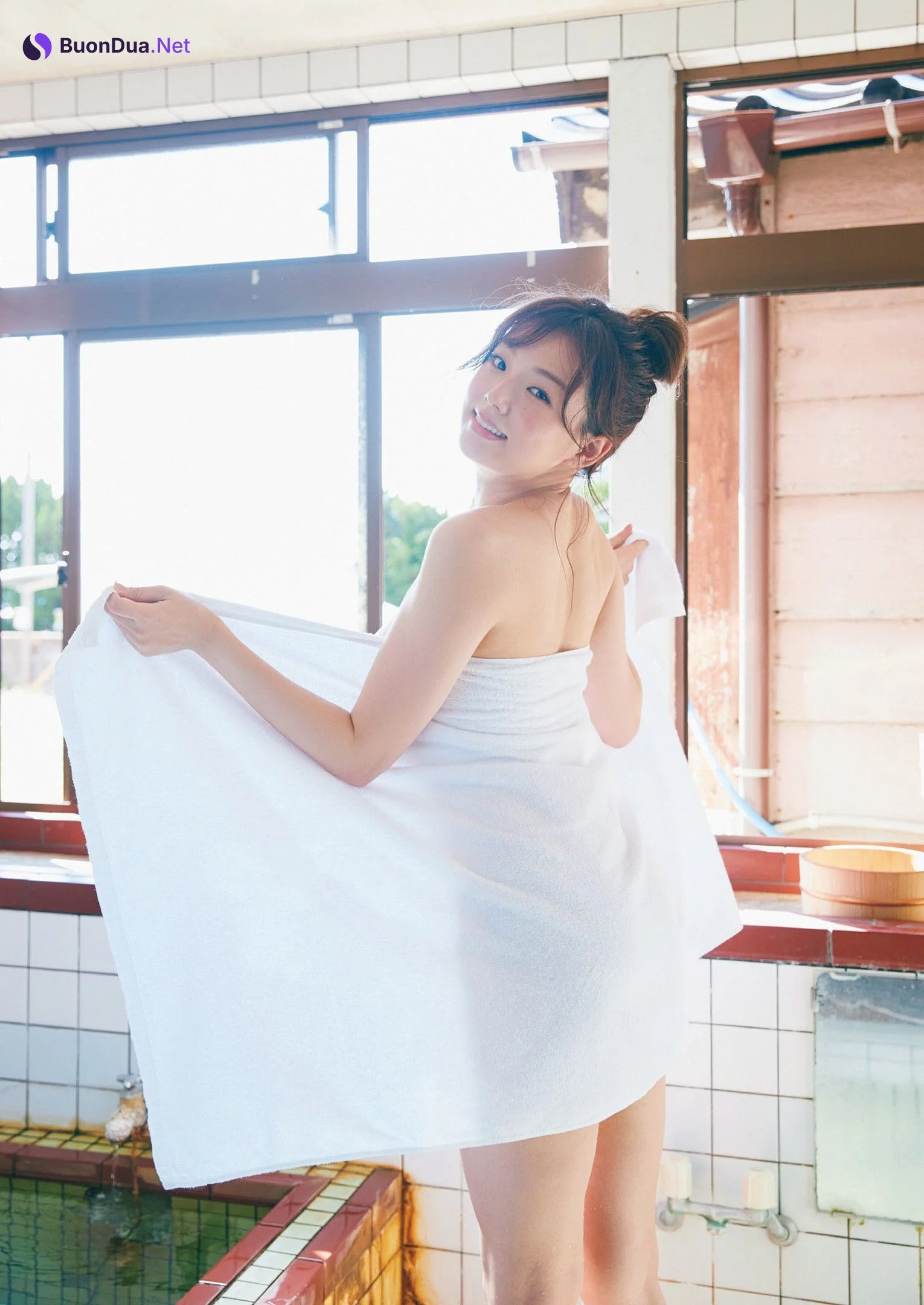 Ai Shinozaki 篠崎愛, Weekly Playboy 2022 No.46 (週刊プレイボーイ 2022年46号) - รูปภาพ 5