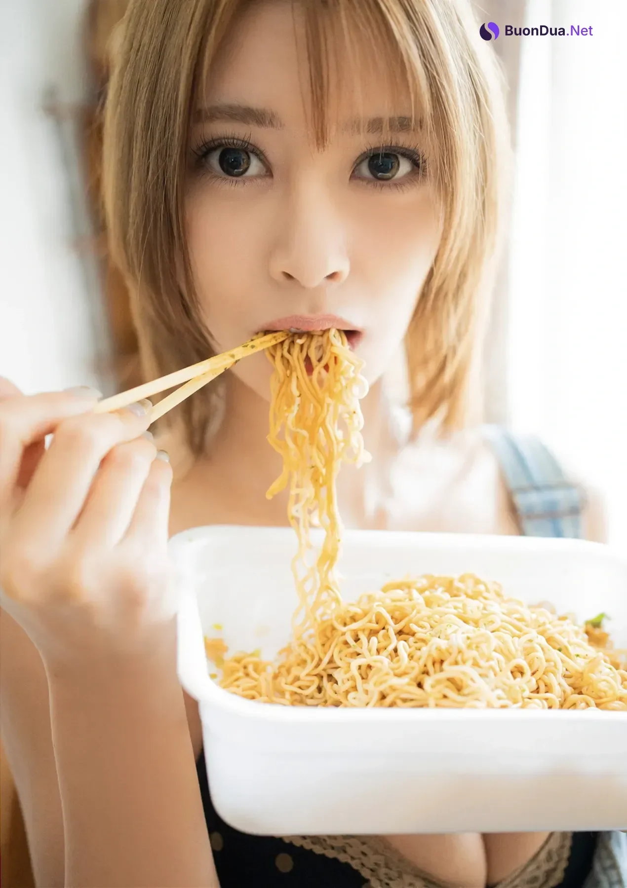 Ai Yamada 山田あい, Mai Ishioka 石岡真衣, Sabra 第5号 2025 FALL 1周年記念号 QUARTERLY - Photo 8