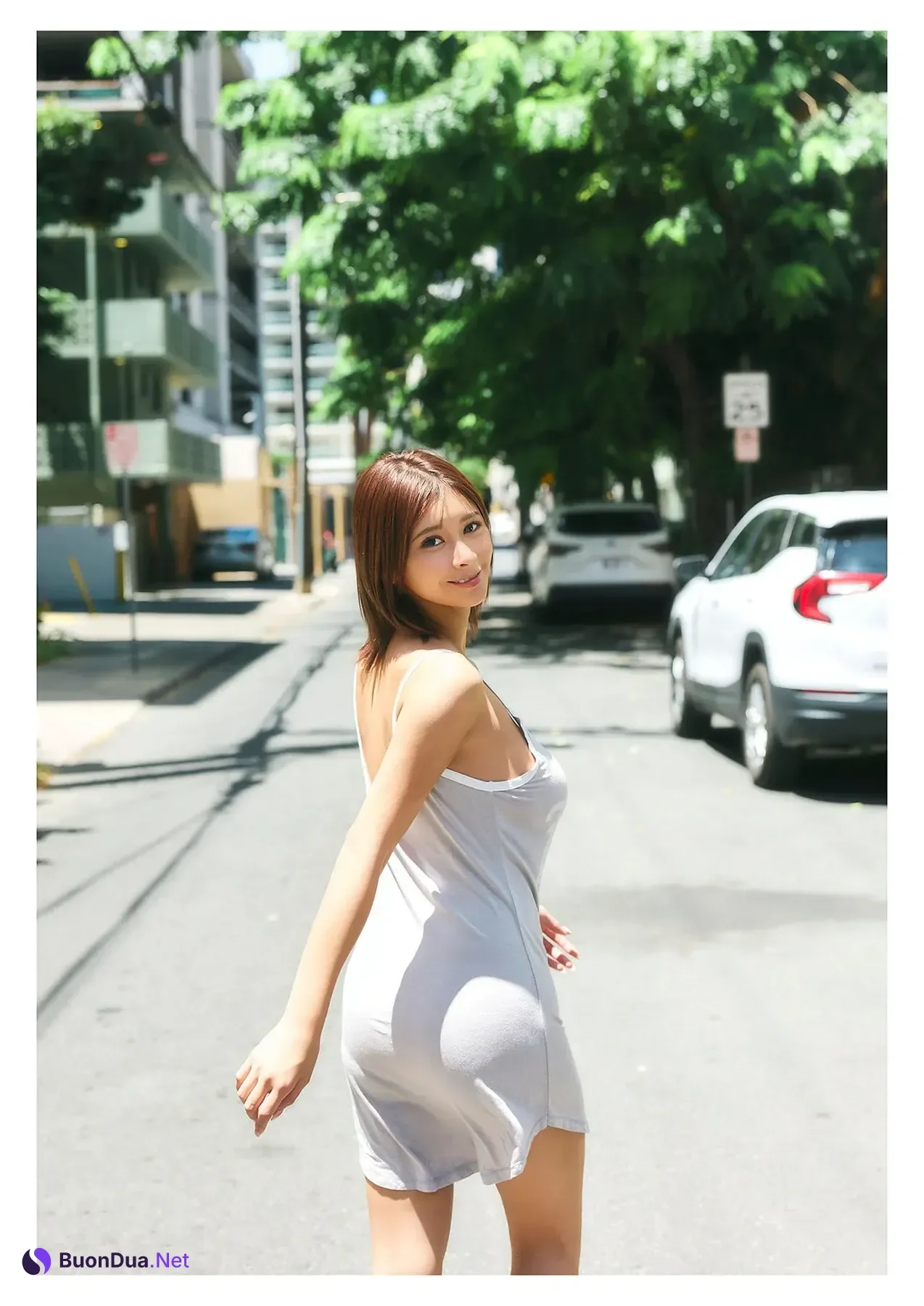 Ai Yamada 山田あい – 写真集 「Ohaa～i ANOTHER EDITION」 - Photo 3
