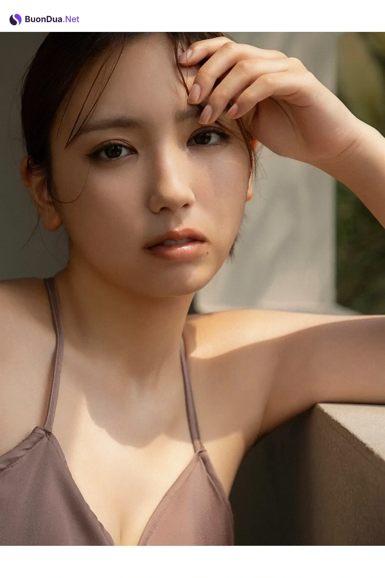 Aika Sawaguchi 沢口愛華, FLASHデジタル写真集 「Silent Heat」 Set.01 - Photo 6