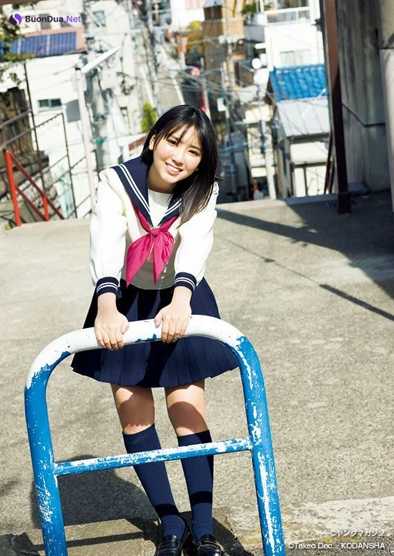 Aika Sawaguchi 沢口愛華, Young Magazine 2021 No.18 (ヤングマガジン 2021年18号) - Photo 12
