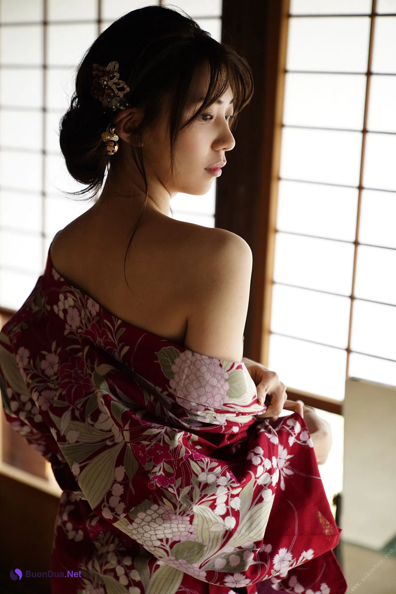 Aika Yamagishi 山岸逢花, アサ芸SEXY女優写真集 抱いて… 花と逢ｰ最終章 Set.01 - Photo 5
