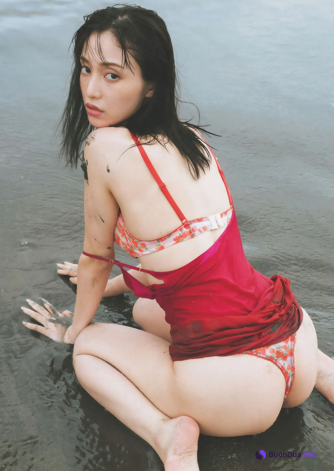 Aina Yamada 山田愛奈, Weekly Playboy 2024 No.48 (週刊プレイボーイ 2024年48号 - Photo 6