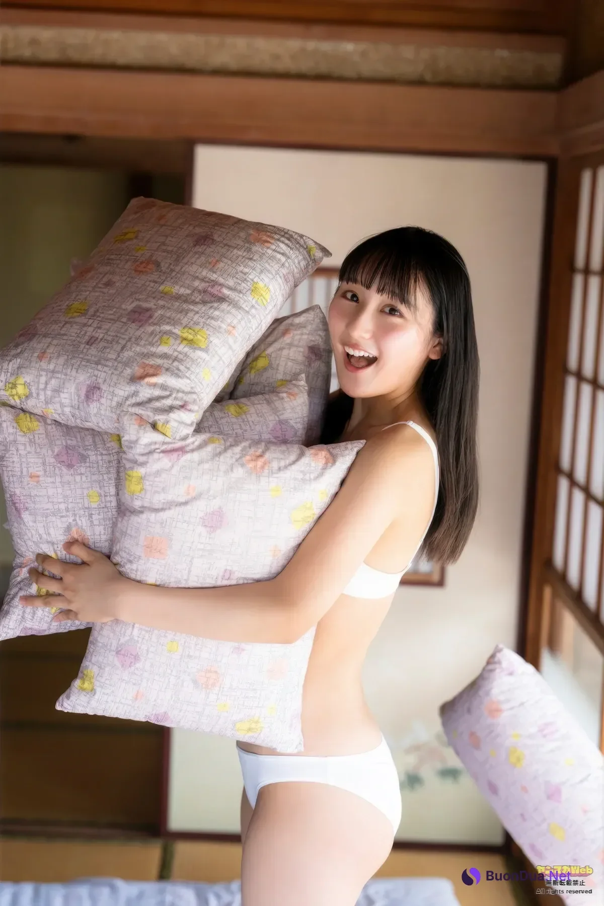 Airi Coco 愛梨ここ, Young Magazine 2025 No.45 (ヤングマガジン 2025年45号) - Photo 10
