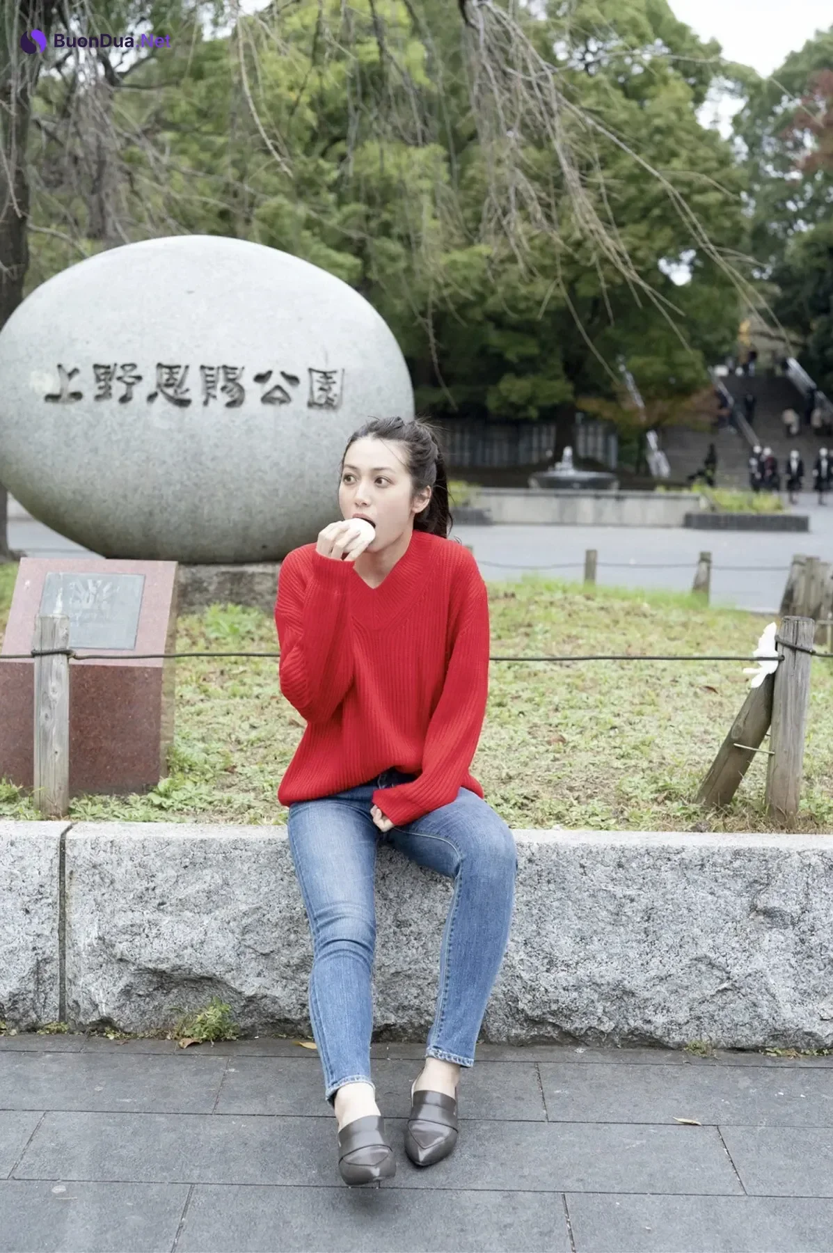 Airi Sato 佐藤あいり, FRIDAYデジタル写真集 「スポットライトに照らされて」 Set.02 - Photo 5