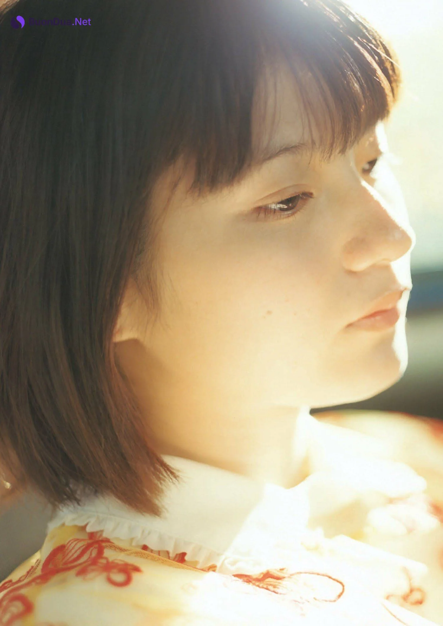 Aju Makita 蒔田彩珠, Shukan Bunshun 2023.02.02 (週刊文春 2023年2月2日号) - Photo 3