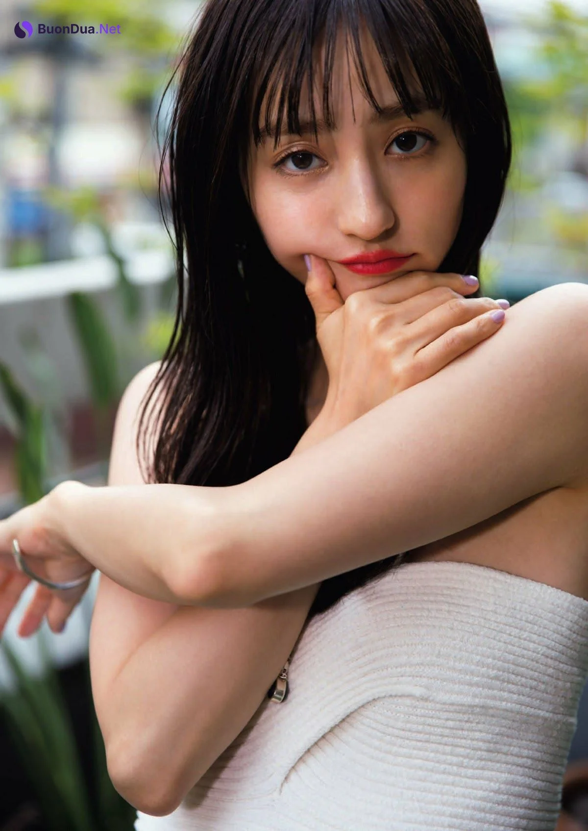 Akane Hotta 堀田茜, Shukan Bunshun 2023.05.25 (週刊文春 2023年5月25日号) - Photo 6