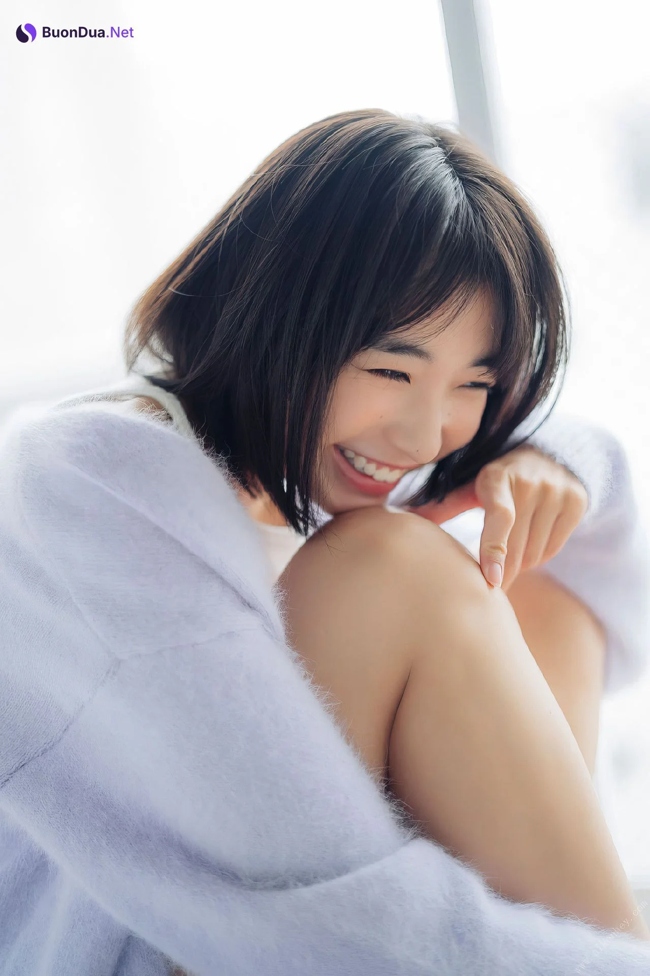 Akane Sakanoue 坂ノ上茜, ヤンマガデジタル写真集 ラから見るか？エモから見るか？ Set.01 - Photo 10