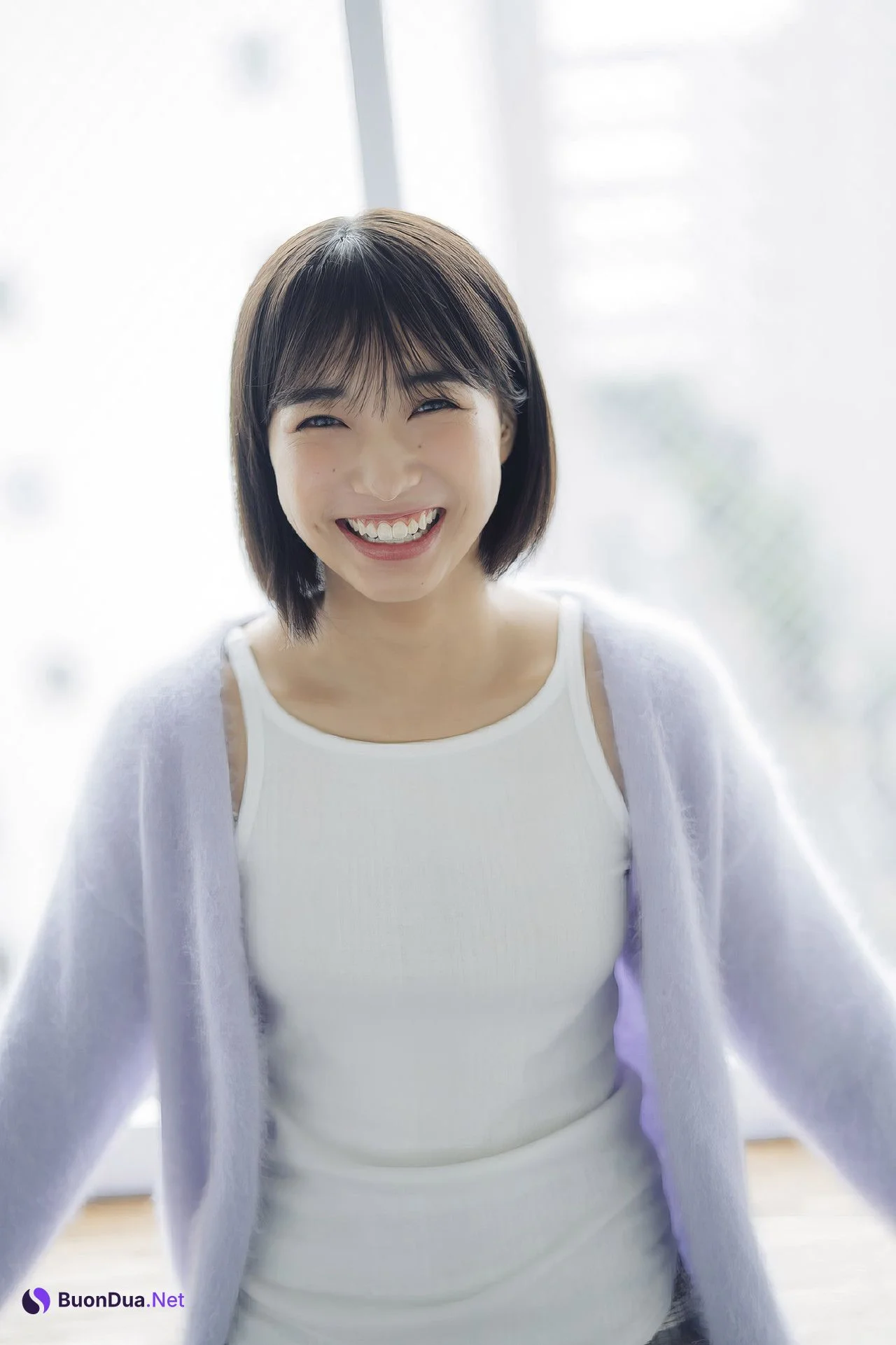Akane Sakanoue 坂ノ上茜, ヤンマガデジタル写真集 ラから見るか？エモから見るか？ Set.01 - Photo 2