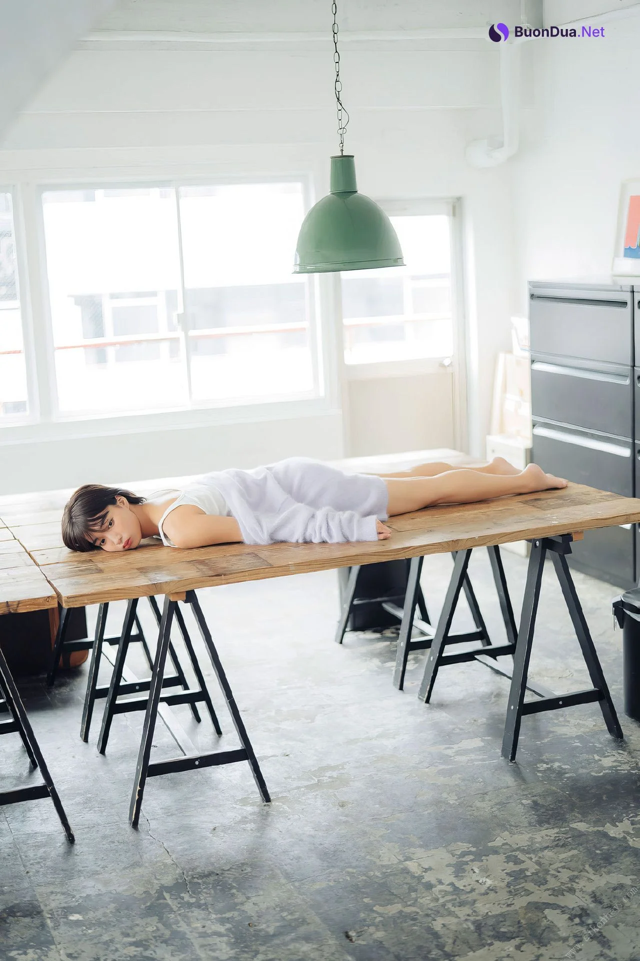 Akane Sakanoue 坂ノ上茜, ヤンマガデジタル写真集 ラから見るか？エモから見るか？ Set.01 - Photo 20