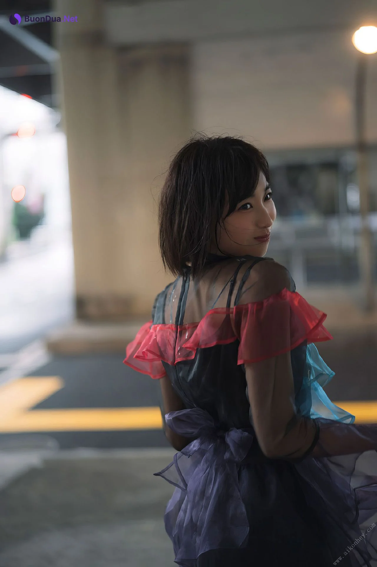 Akane Sakanoue 坂ノ上茜, ヤンマガデジタル写真集 ラから見るか？エモから見るか？ Set.02 - Photo 13