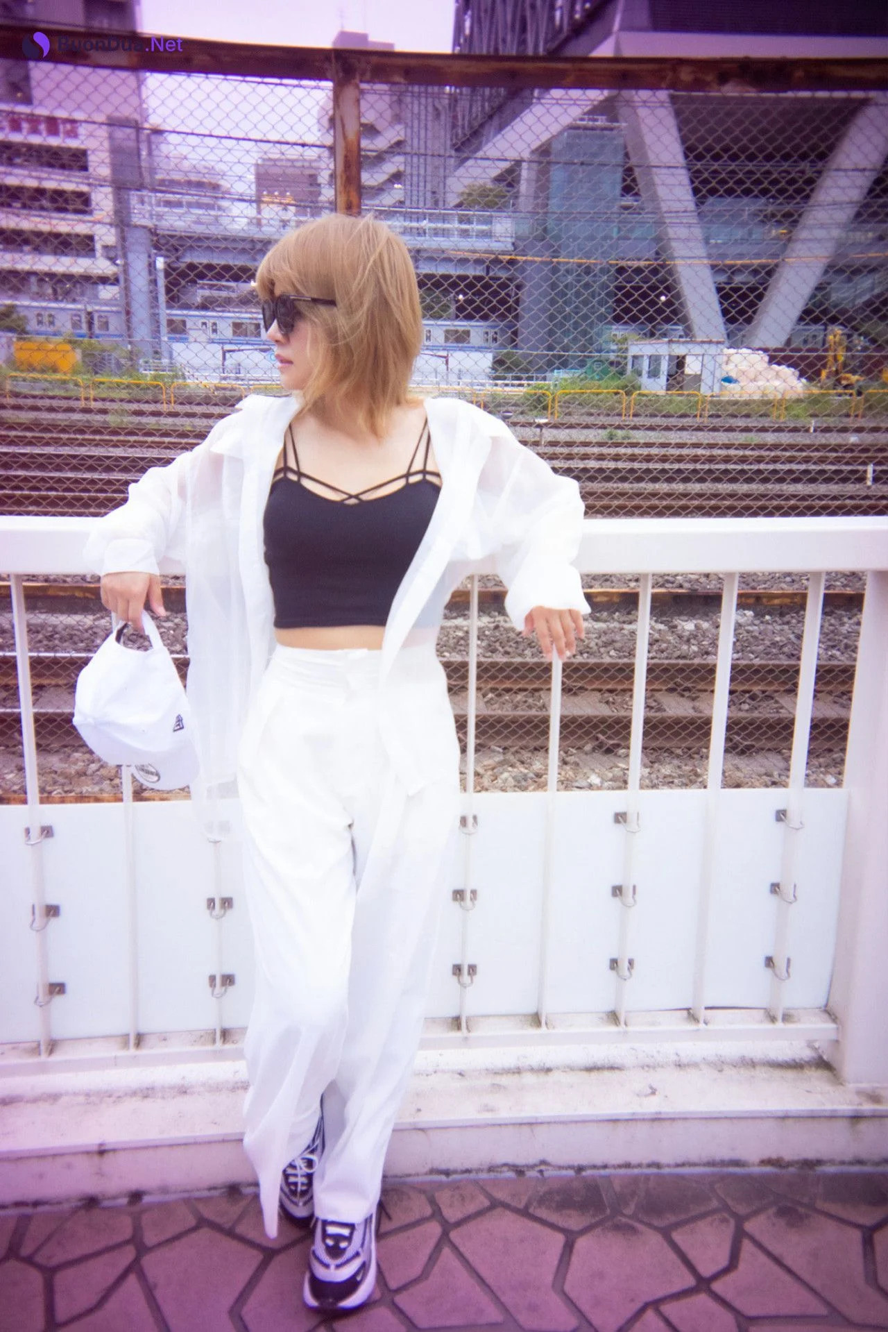 Akane Shiki 志木あかね, グラビア写真集 「QUEEN CRIMSON」 Set.01 - Photo 3