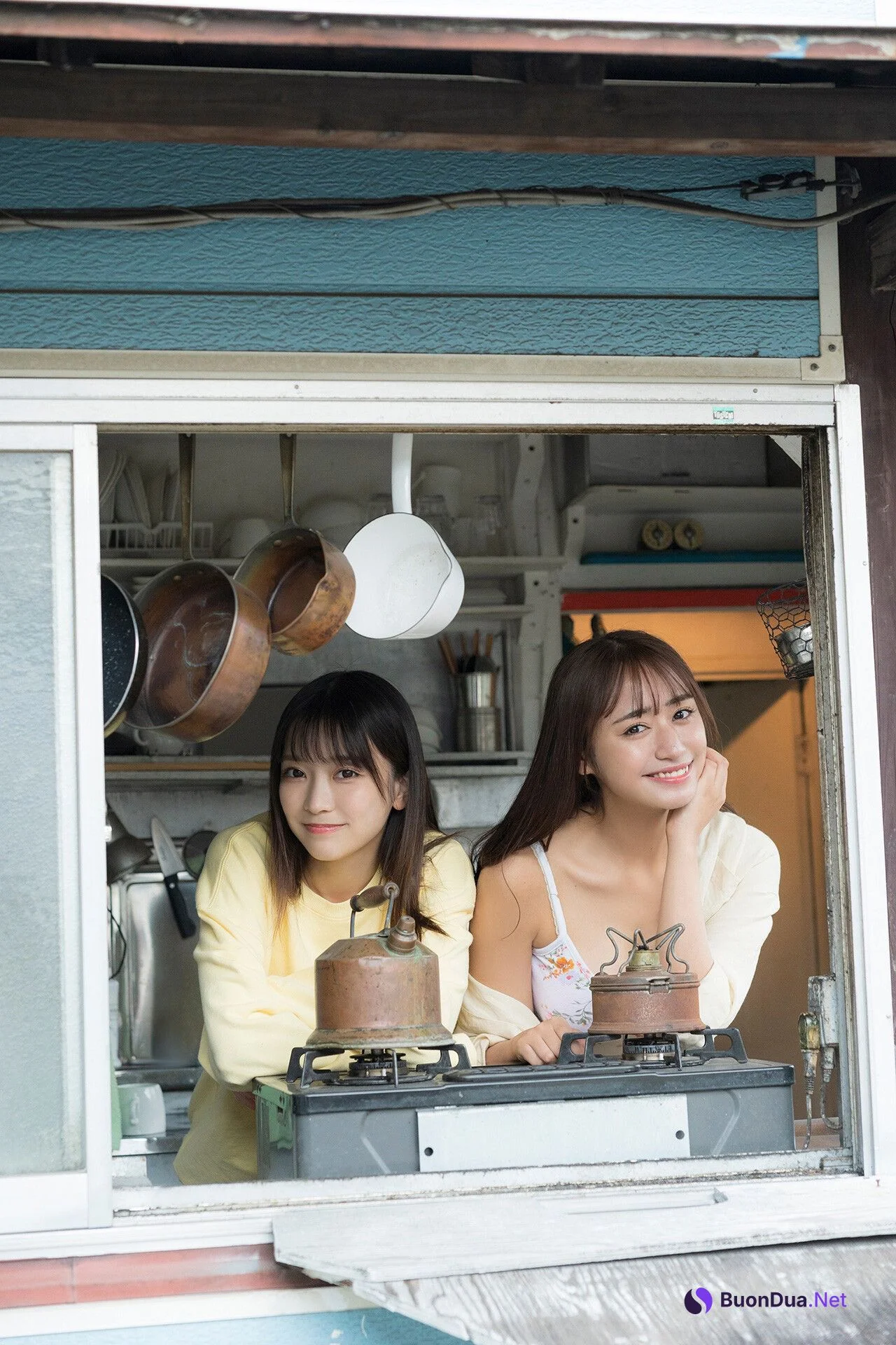 Akane Yoshizawa 吉沢朱音, FLASHデジタル写真集 「TRIANGLE LOVE－朱音の場合」 Set.01 - Photo 6
