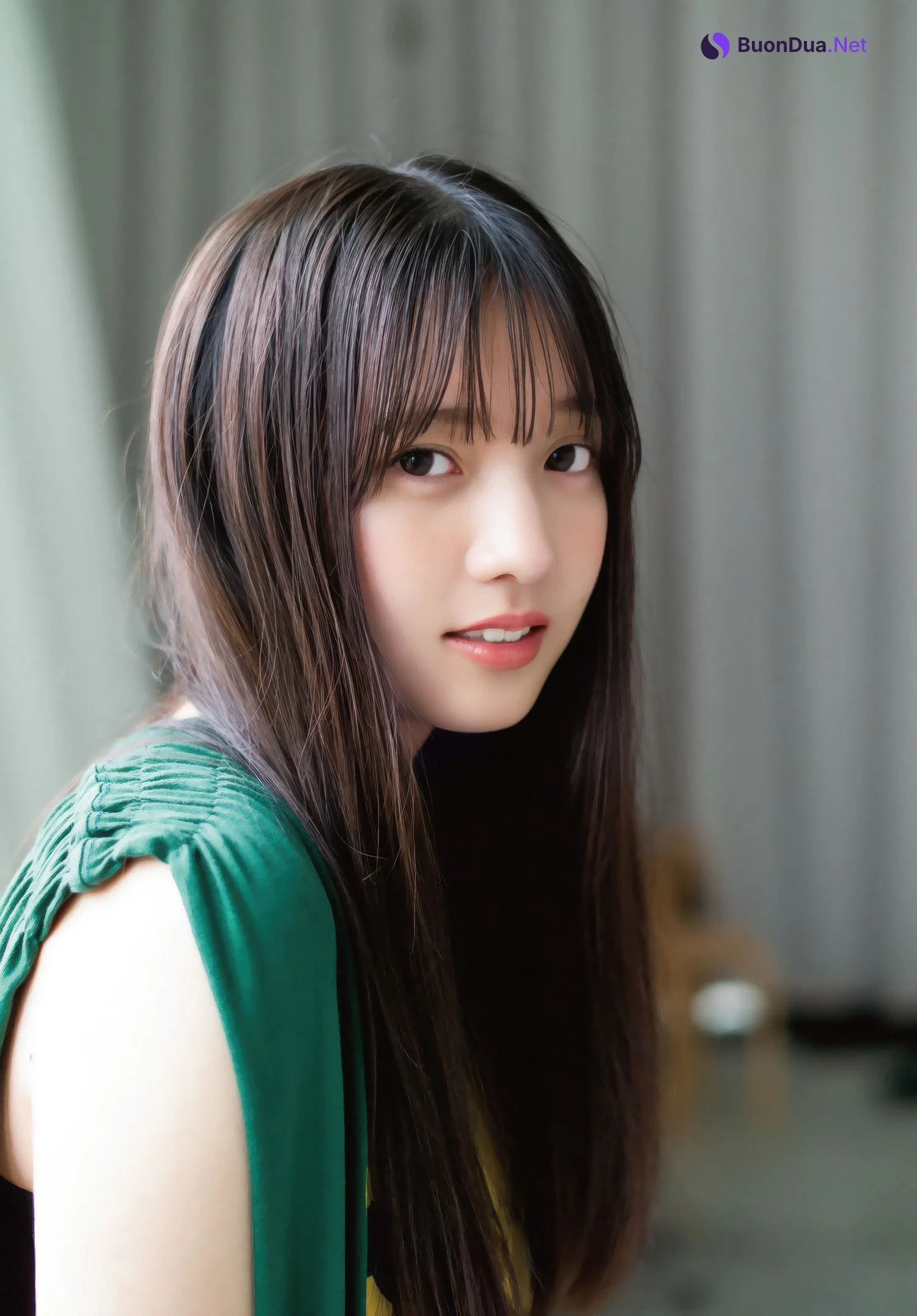 Akari Kaibe 海邉朱莉, Shonen Magazine 2025 No.29 (週刊少年マガジン 2025年29号) - Photo 4