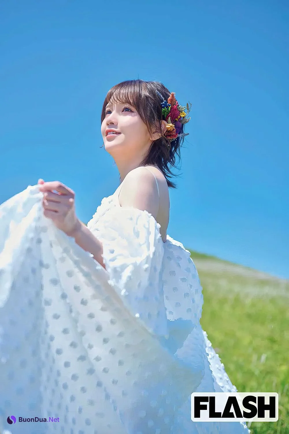 Akari Kito 鬼頭明里, FLASH 2024.08.20-27 (フラッシュ 2024年8月20-27日号) - Photo 9
