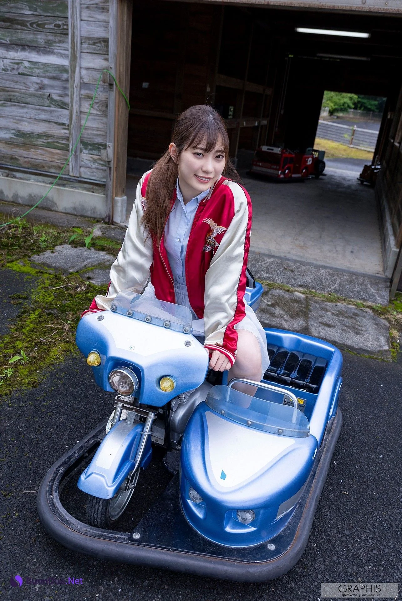 Akari Mitani 美谷朱里, Graphis Gals 「Vermilion」 Vol.01 - Photo 5