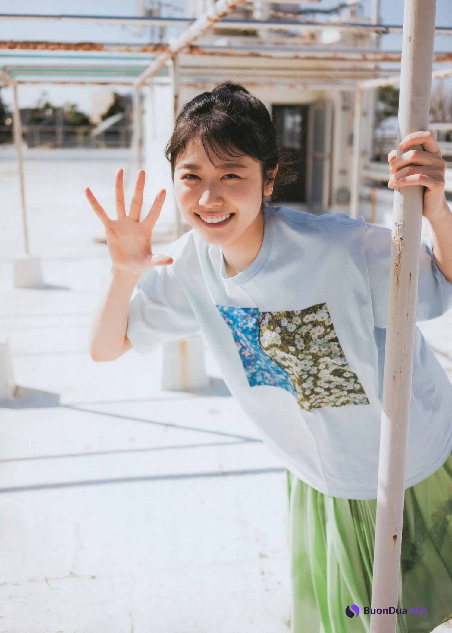 Akari Nibu 丹生明里, B.L.T. 2022.06 (ビー・エル・ティー 2022年6月号) - Photo 15