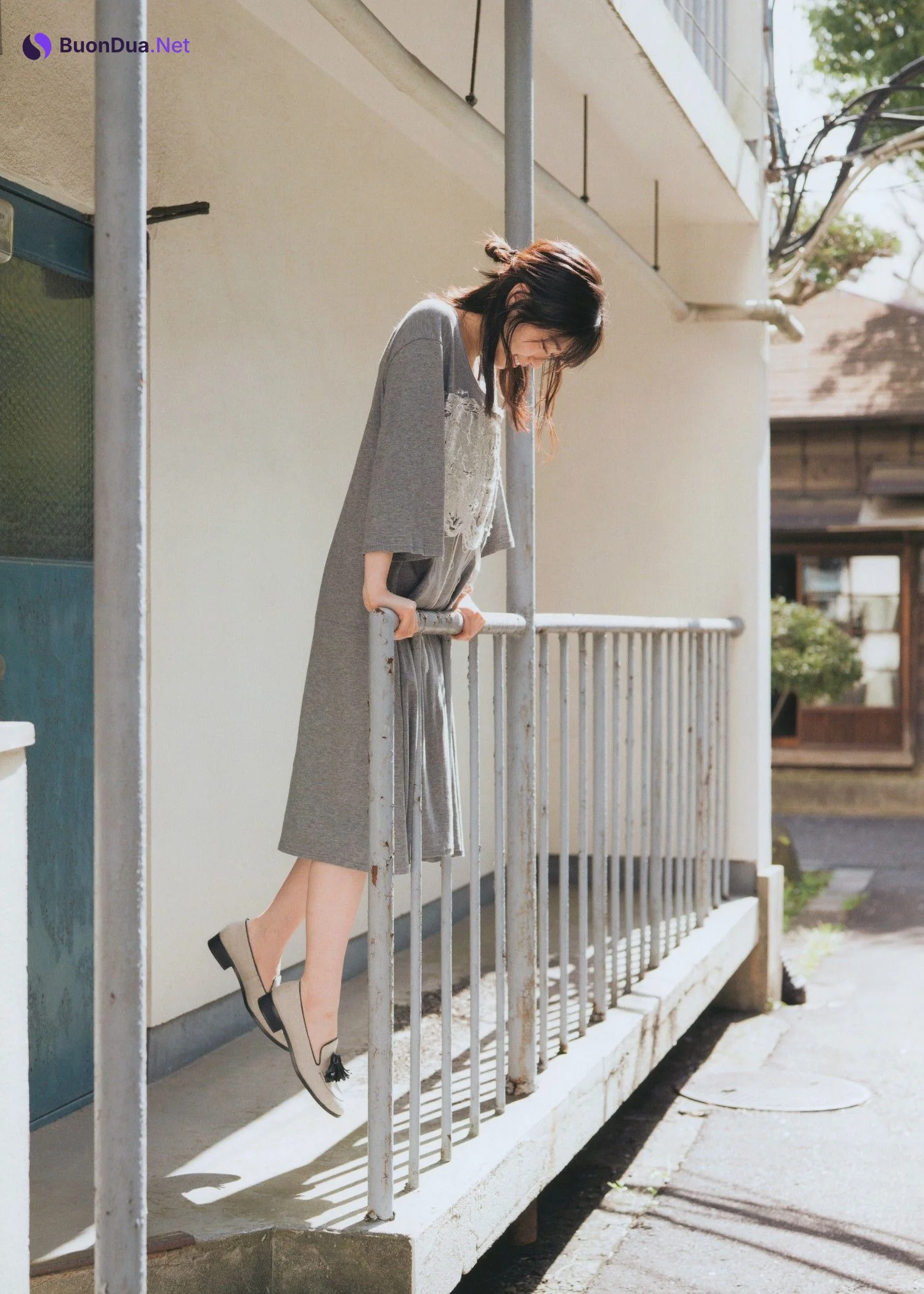 Akari Nibu 丹生明里, B.L.T. 2022.06 (ビー・エル・ティー 2022年6月号) - Photo 5