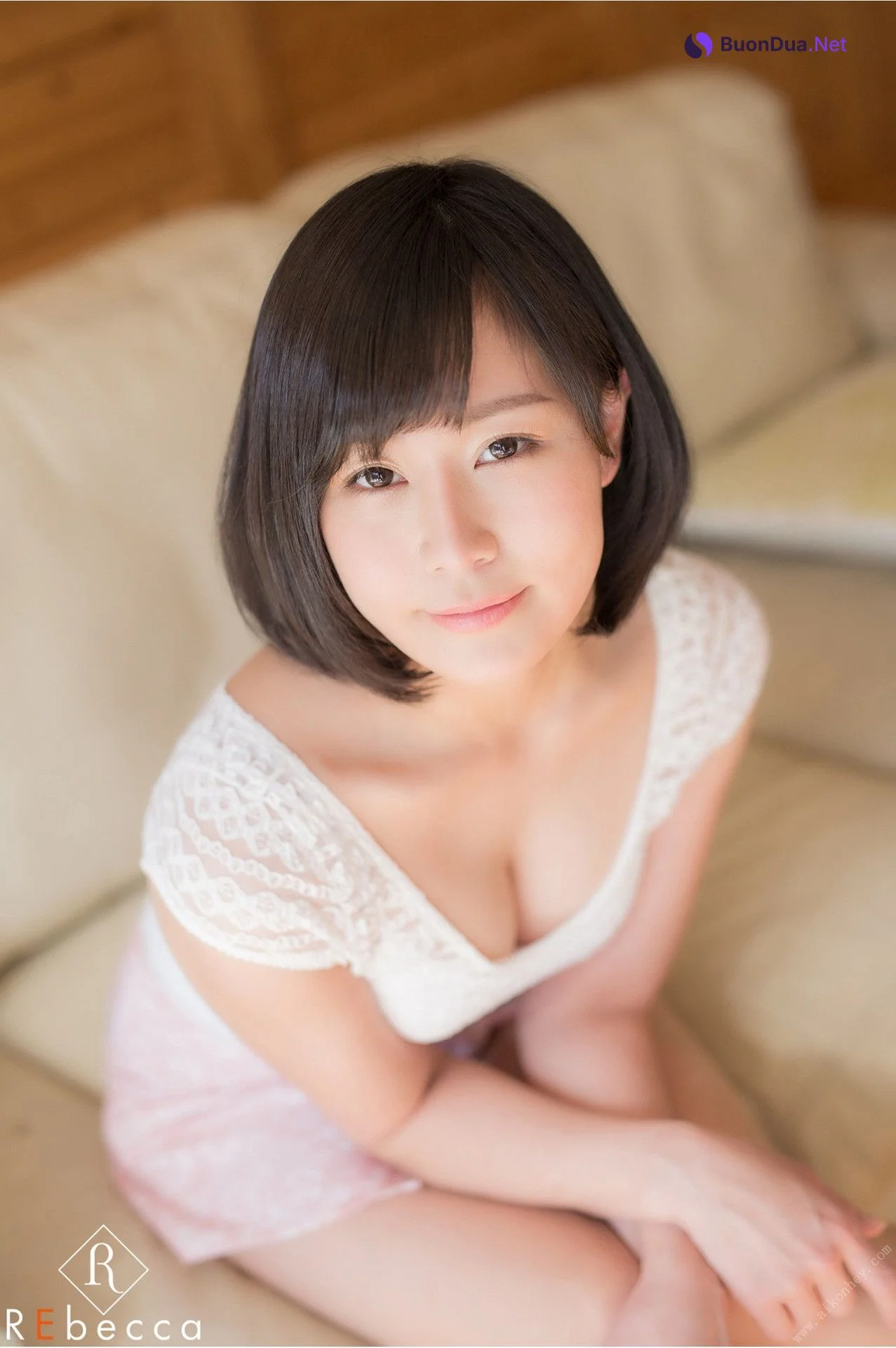 Akari Tomoka 明里ともか, Rebecca 写真集 熟れっ妓の揺れる美巨尻 Set.02 - Photo 5