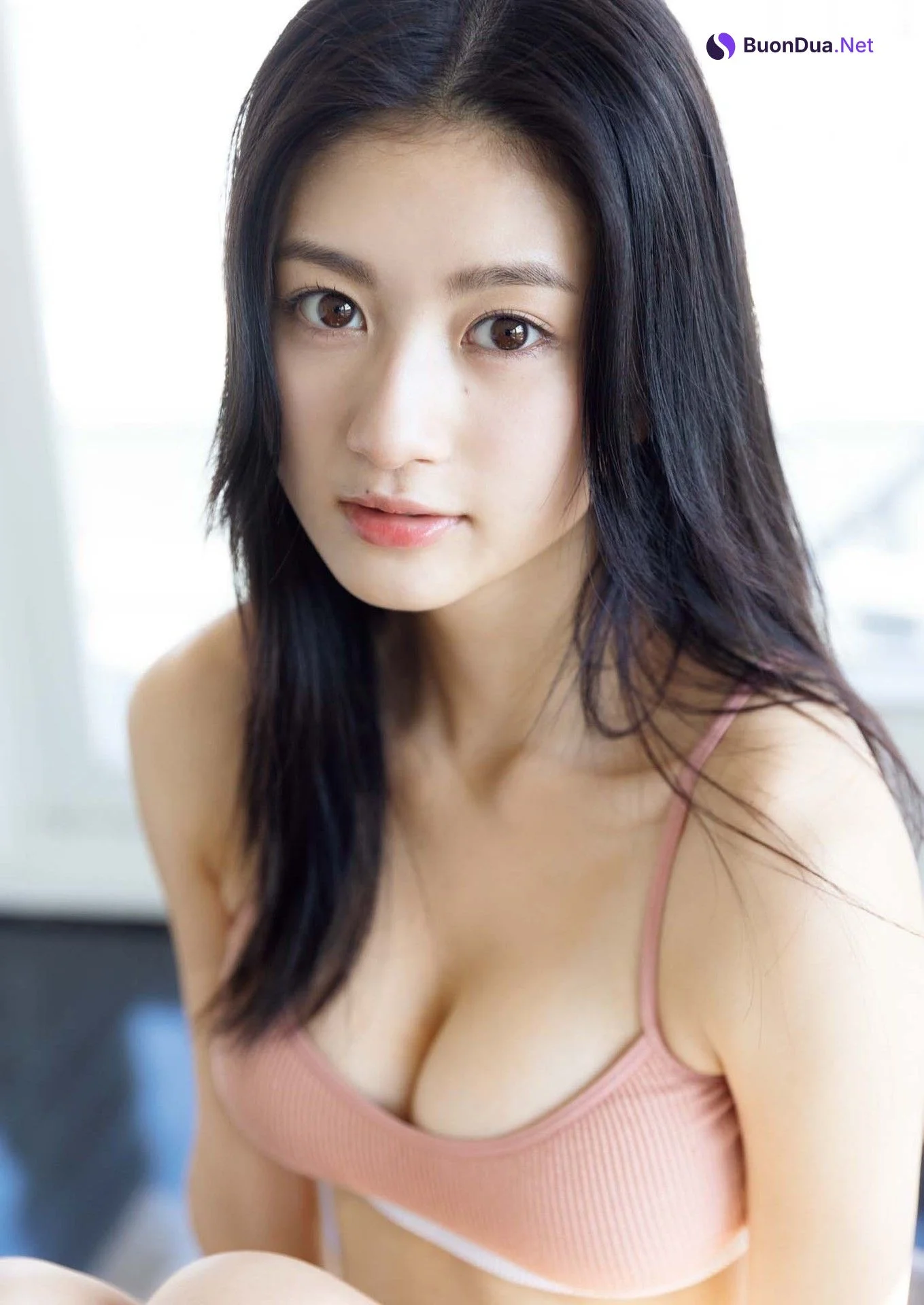 Akari Yoshida 吉田あかり, Big Comic Spirits 2022 No.17 (ビッグコミックスピリッツ 2022年17号) - Photo 9