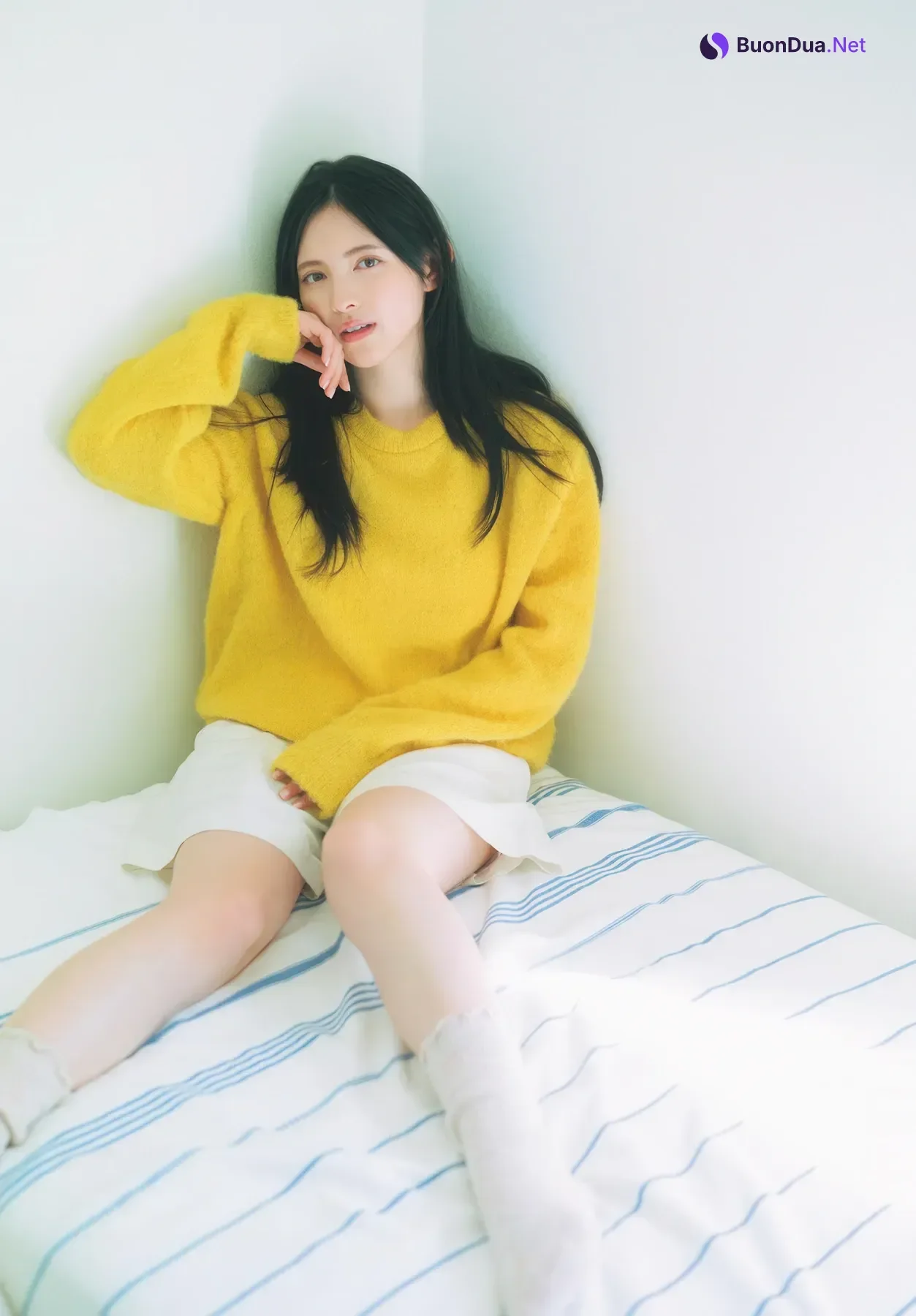 Aki Suda 菅田愛貴, Shonen Sunday 2025 No.52 (週刊少年サンデー 2025年52号) - Photo 12