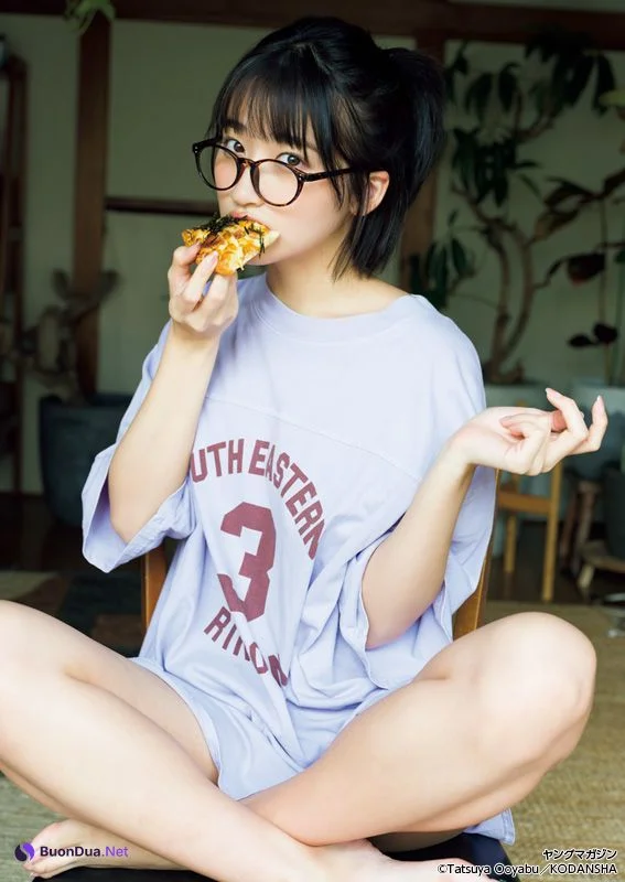 Akira Mizuno 水野瞳, Young Magazine 2023 No.27 (ヤングマガジン 2023年27号) - Photo 6