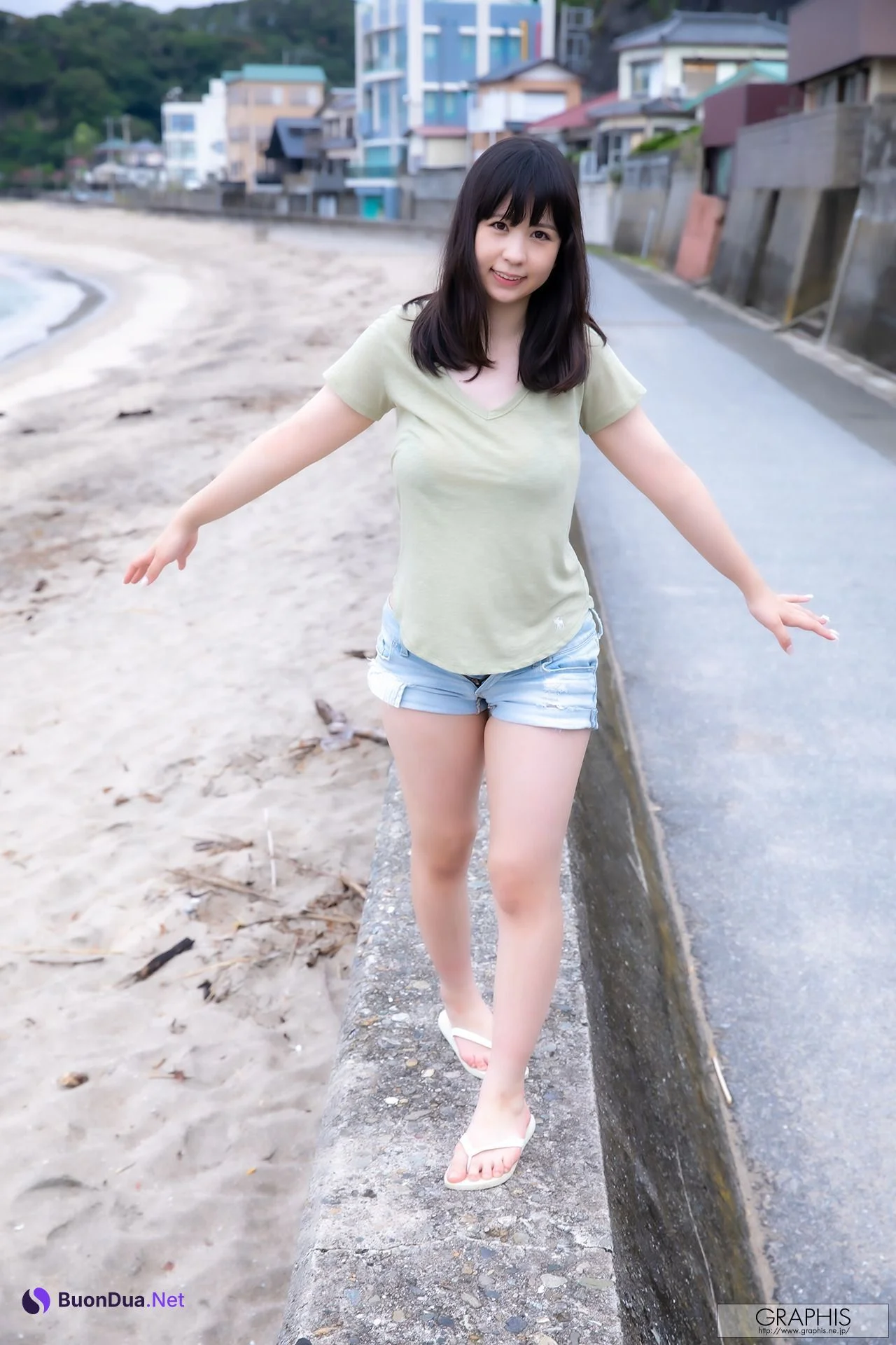 Alice Kisaki 希咲アリス, [Graphis] Gals 『Huge and Voluptuous!』 Vol.01 - Photo 3