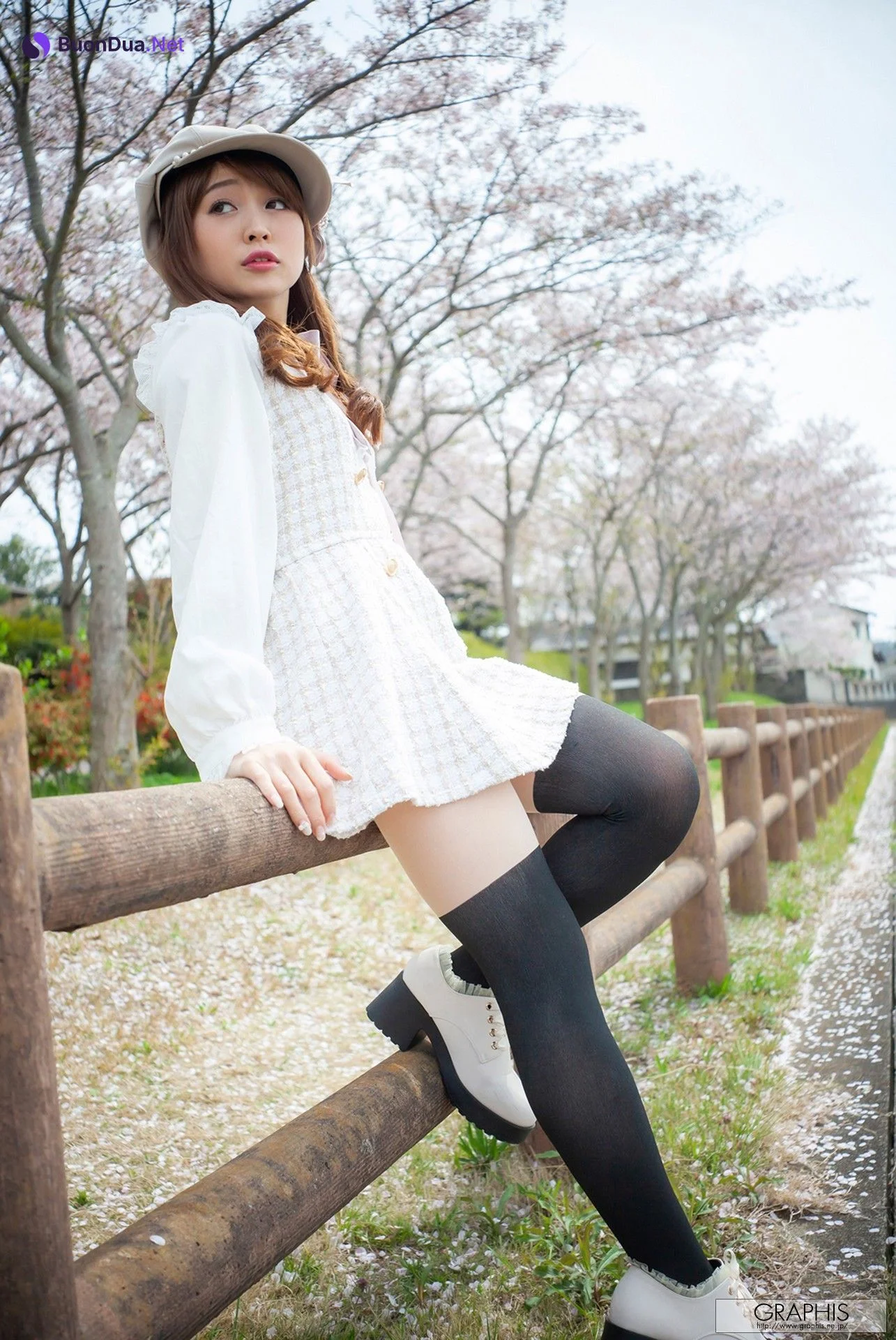 Alice Shiina 椎菜アリス, [Graphis] SPRING SPECIAL 2023 「Love me do !」 Vol.01 - Photo 9