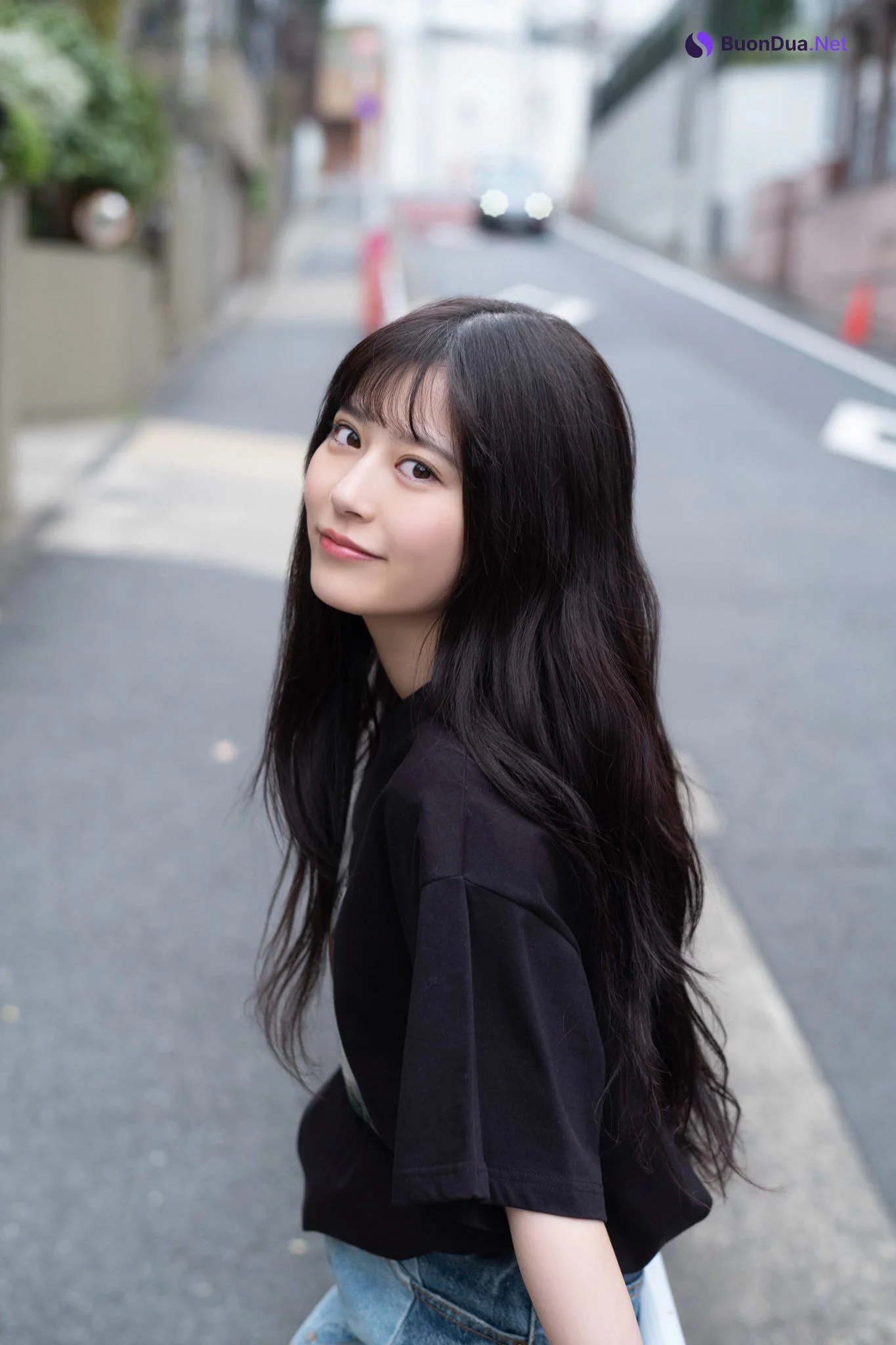 Amane Tsukiashi 月足天音, FRIDAY 2024.08.16 (フライデー 2024年8月16日号) - รูปภาพ 10