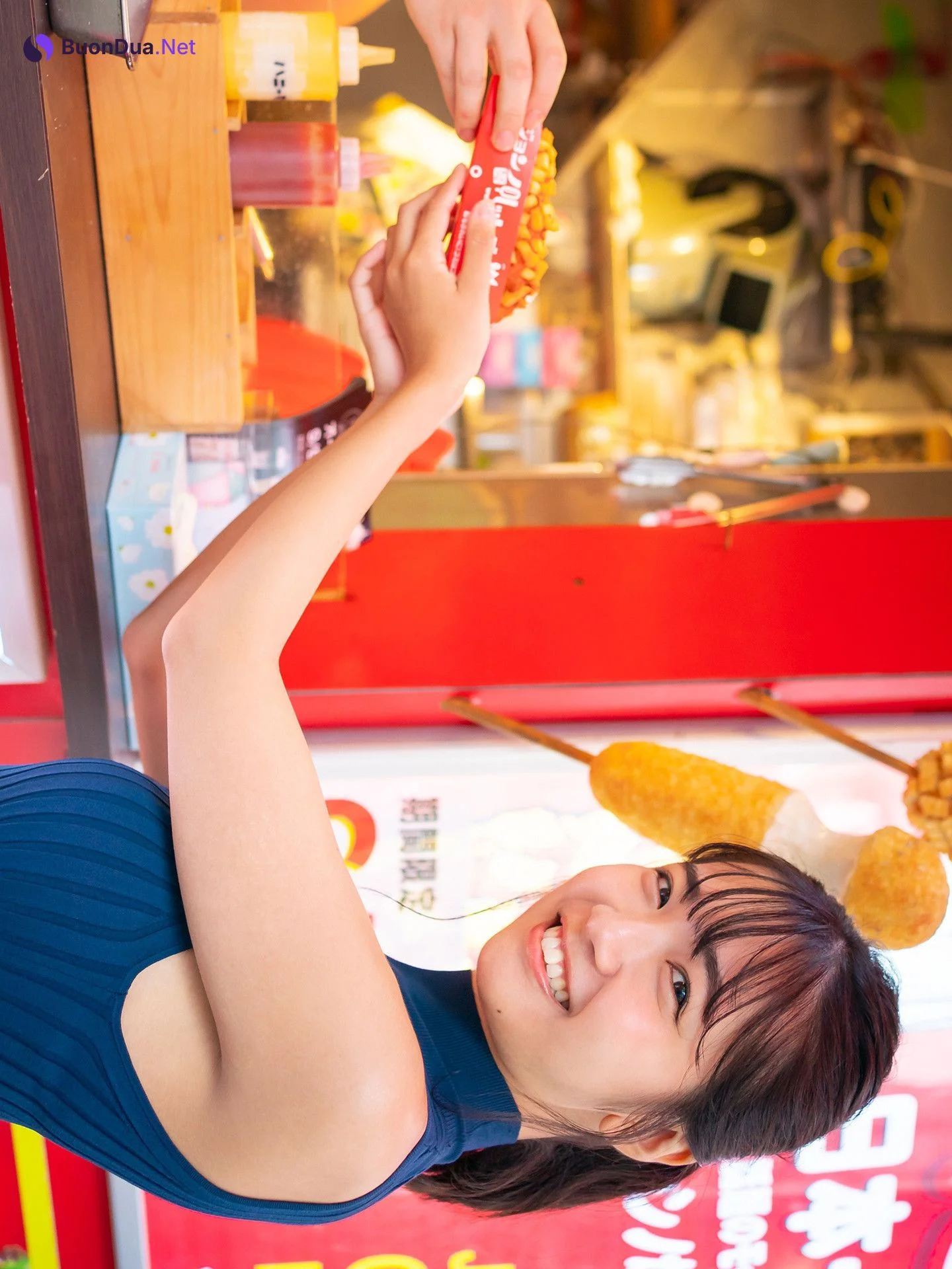 Amau Kisumi 天羽希純, FLASHデジタル写真集 「銭湯で大はしゃぎ！」 Set.03 - Photo 9