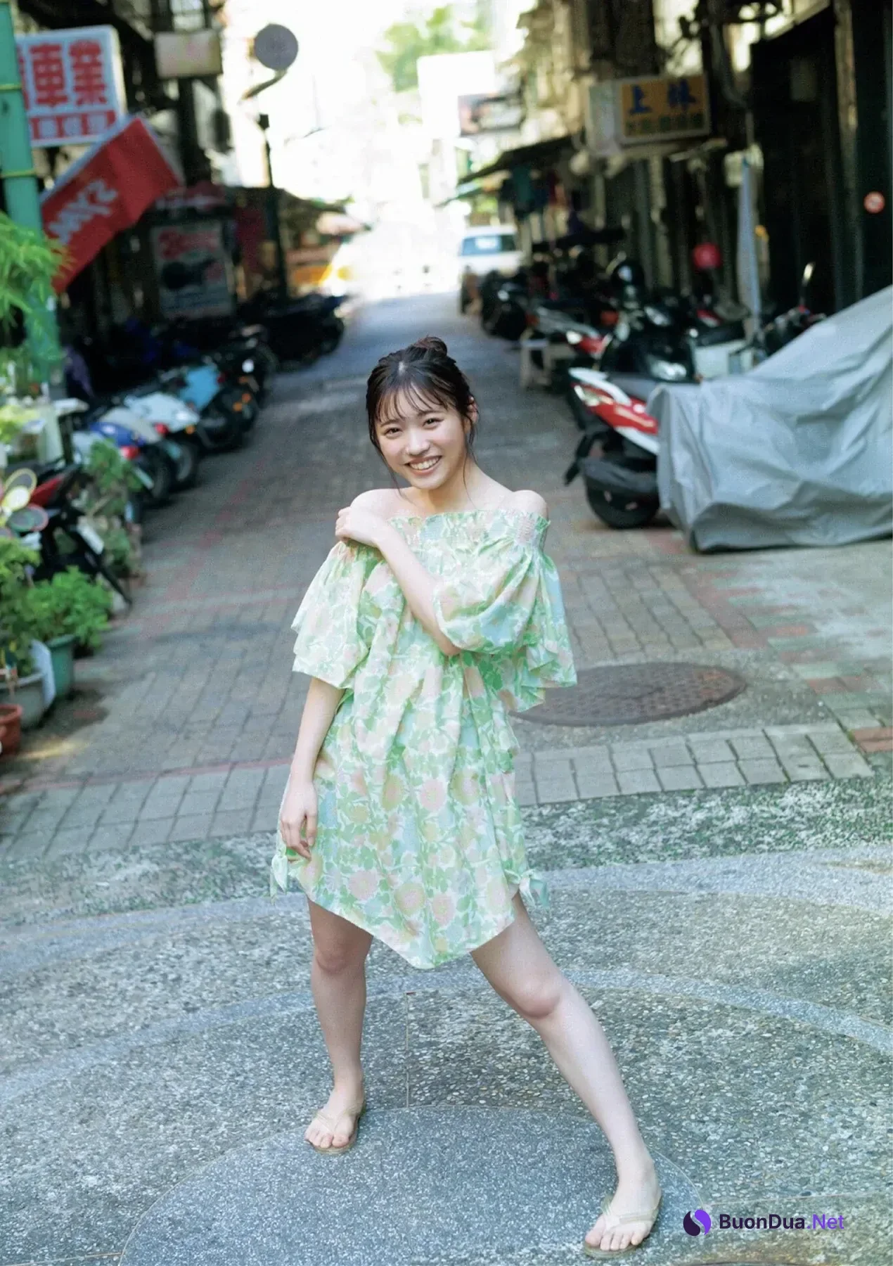 Ami Kanazawa 金澤亜美, B.L.T. 2026.03 (ビー・エル・ティー 2026年3月号) - Photo 5