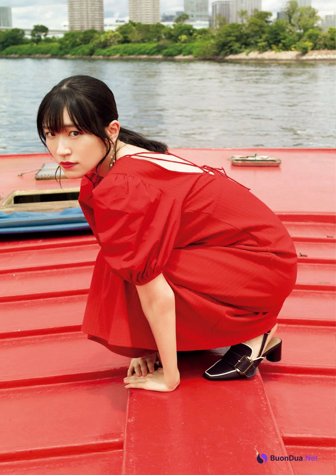Ami Maeshima 前島亜美, Big Comic Spirits 2021 No.51 (ビッグコミックスピリッツ 2021年51号) - Photo 8