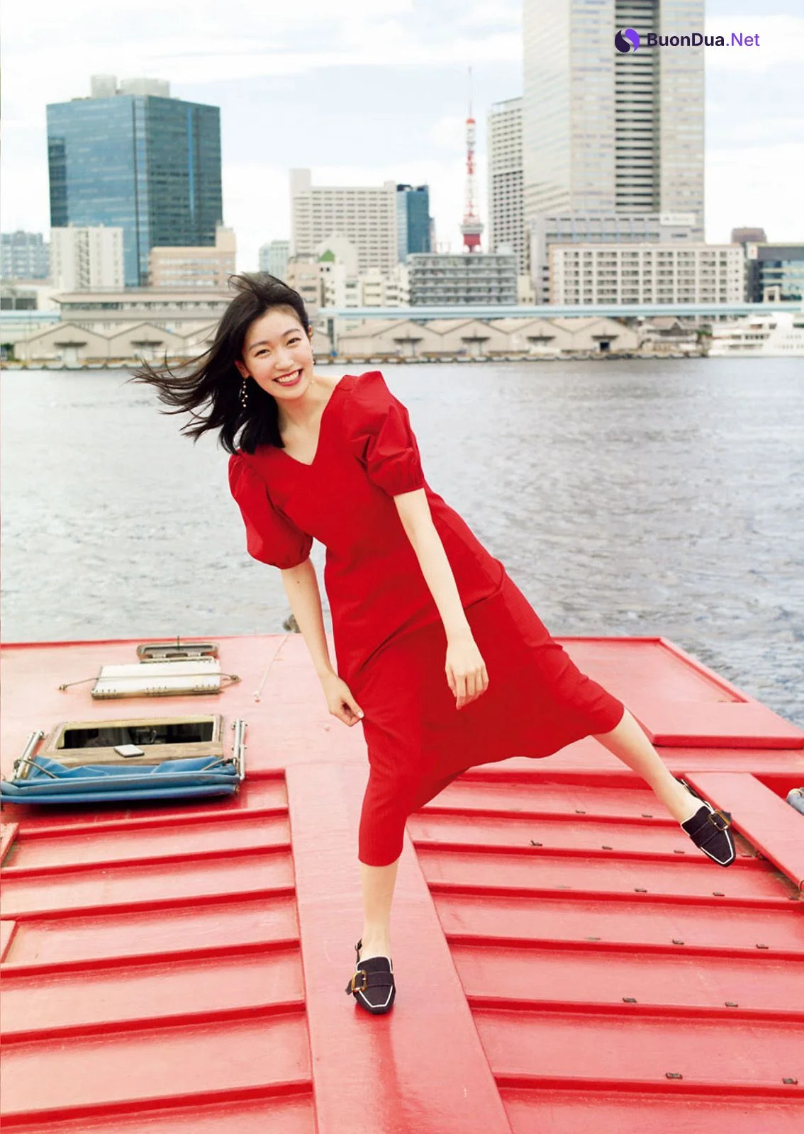 Ami Maeshima 前島亜美, Big Comic Spirits 2021 No.51 (ビッグコミックスピリッツ 2021年51号) - Photo 9