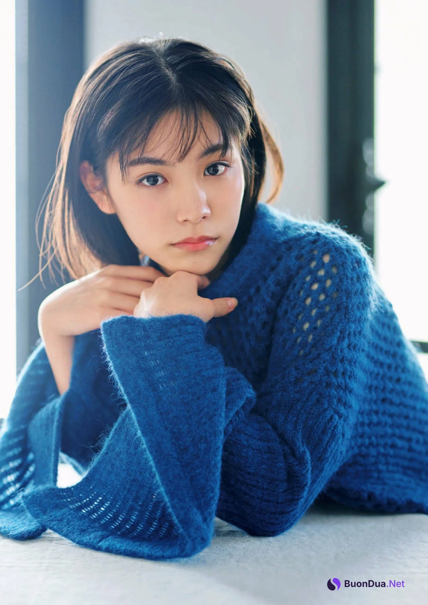 Ami Touma 當真あみ, Shukan Bunshun 2022.12.08 (週刊文春 2023年12月8日号) - รูปภาพ 6