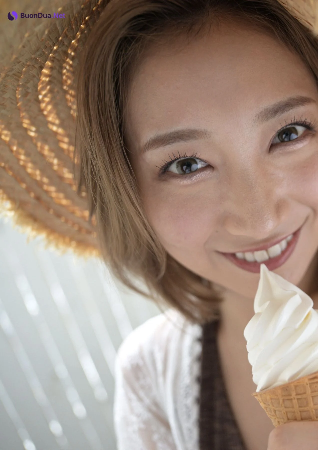 Anna Kami 加美杏奈, 週刊現代デジタル写真集 「隣の部屋の美脚お姉さん プレミアムヌードシリーズ」 Set.02 - Photo 2
