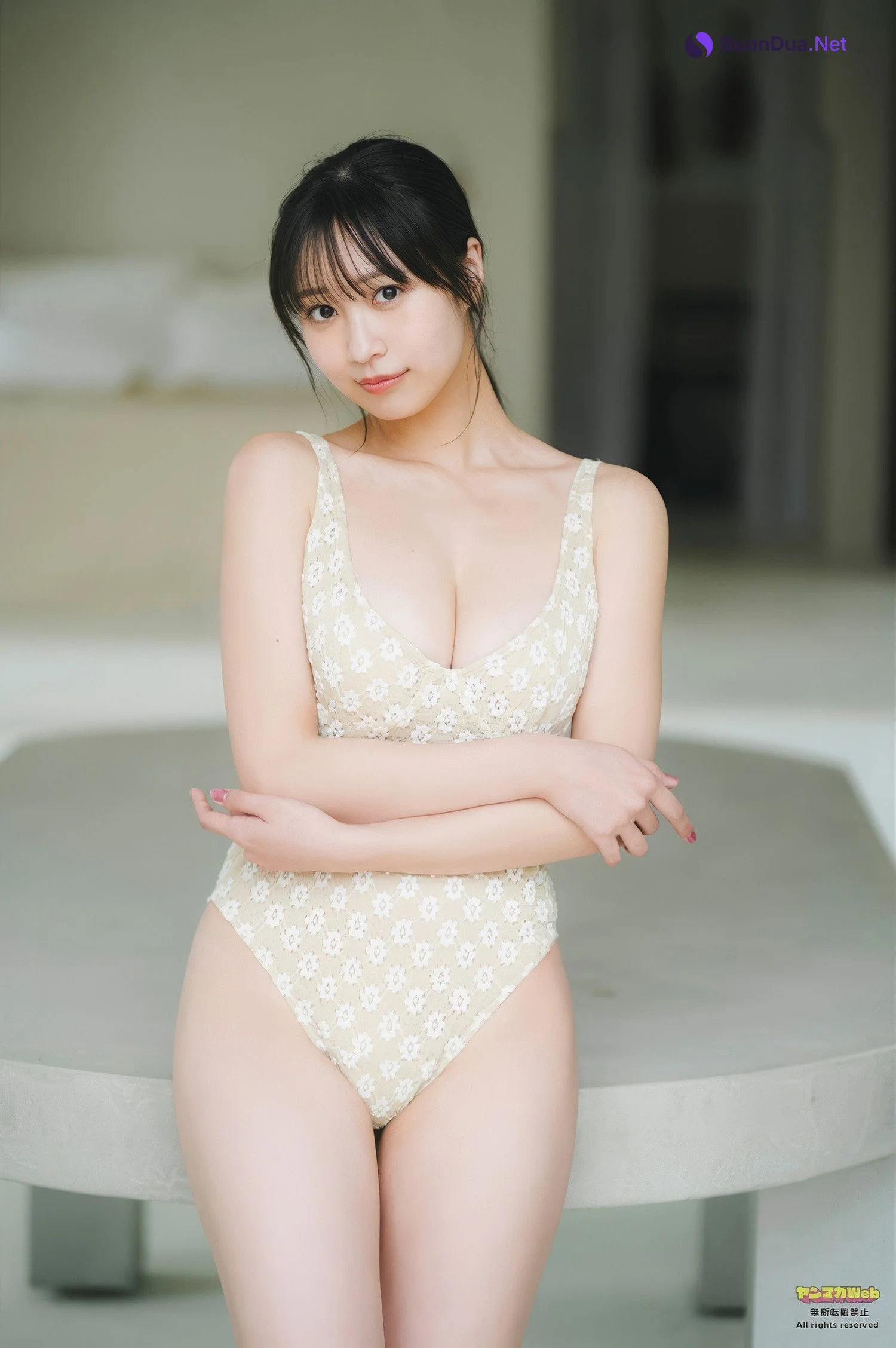 Aoi Mizobata 溝端葵, Young Magazine 2025 No.24 (ヤングマガジン 2025年24号) - Photo 14