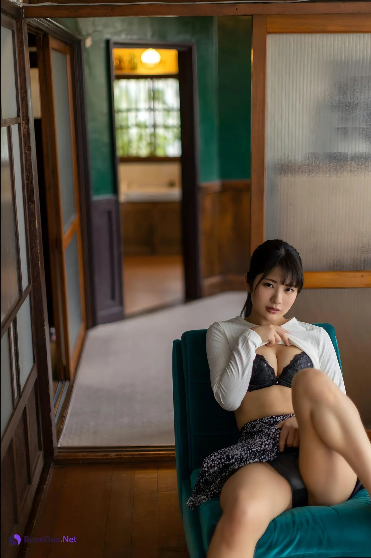 Aoi Mizutani 水谷あおい, デジタル写真集 [蒼い木漏れ日] Set.01 - Photo 15