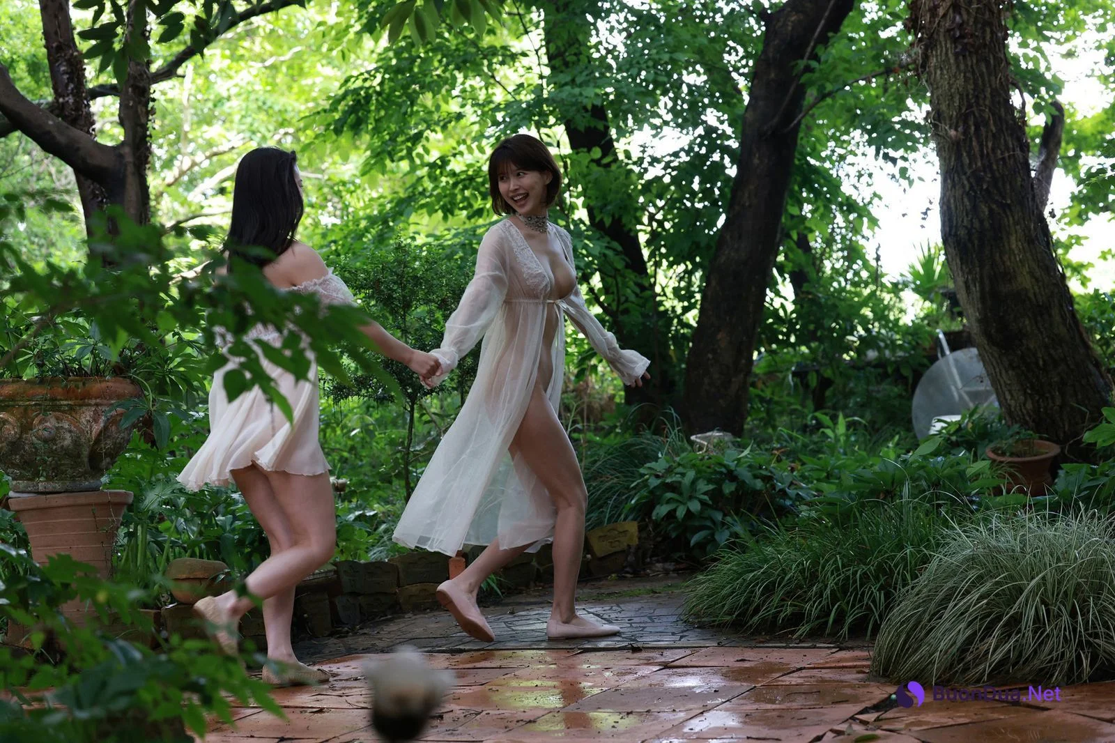 Aoi Tsukasa 葵つかさ, Nene Yoshitaka 吉高寧々, Shukan Post 2021.09.17 (週刊ポスト 2021年9月17日号) - รูปภาพ 10