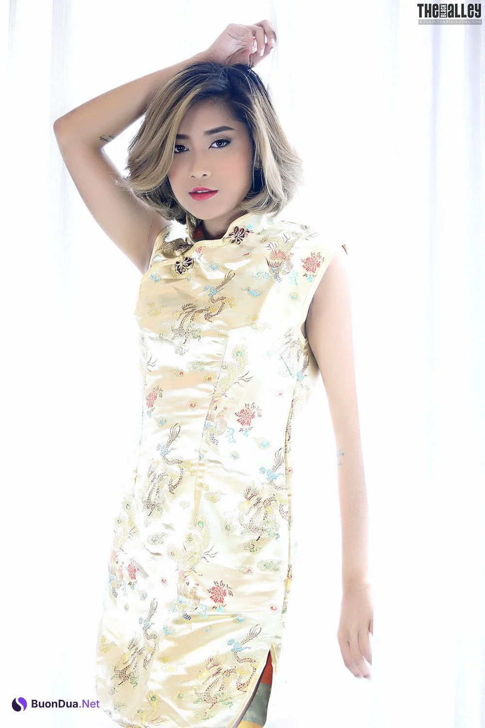 Apple The Black Alley Photobook Set.30 - Photo 2