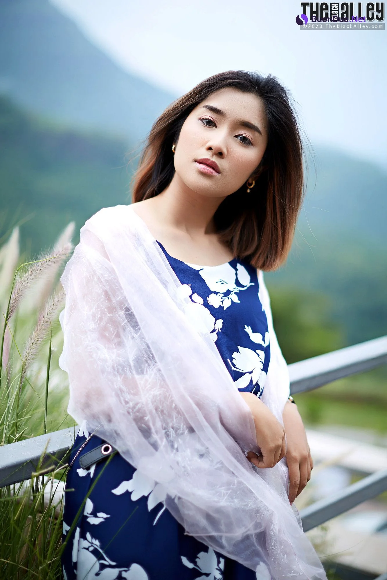 Apple The Black Alley Photobook Set.85 - รูปภาพ 2