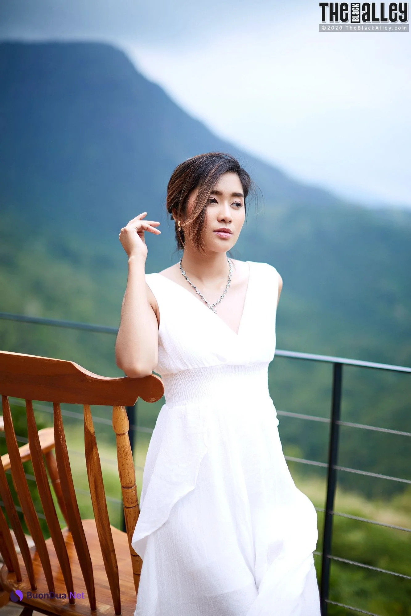 Apple The Black Alley Photobook Set.86 - Photo 18